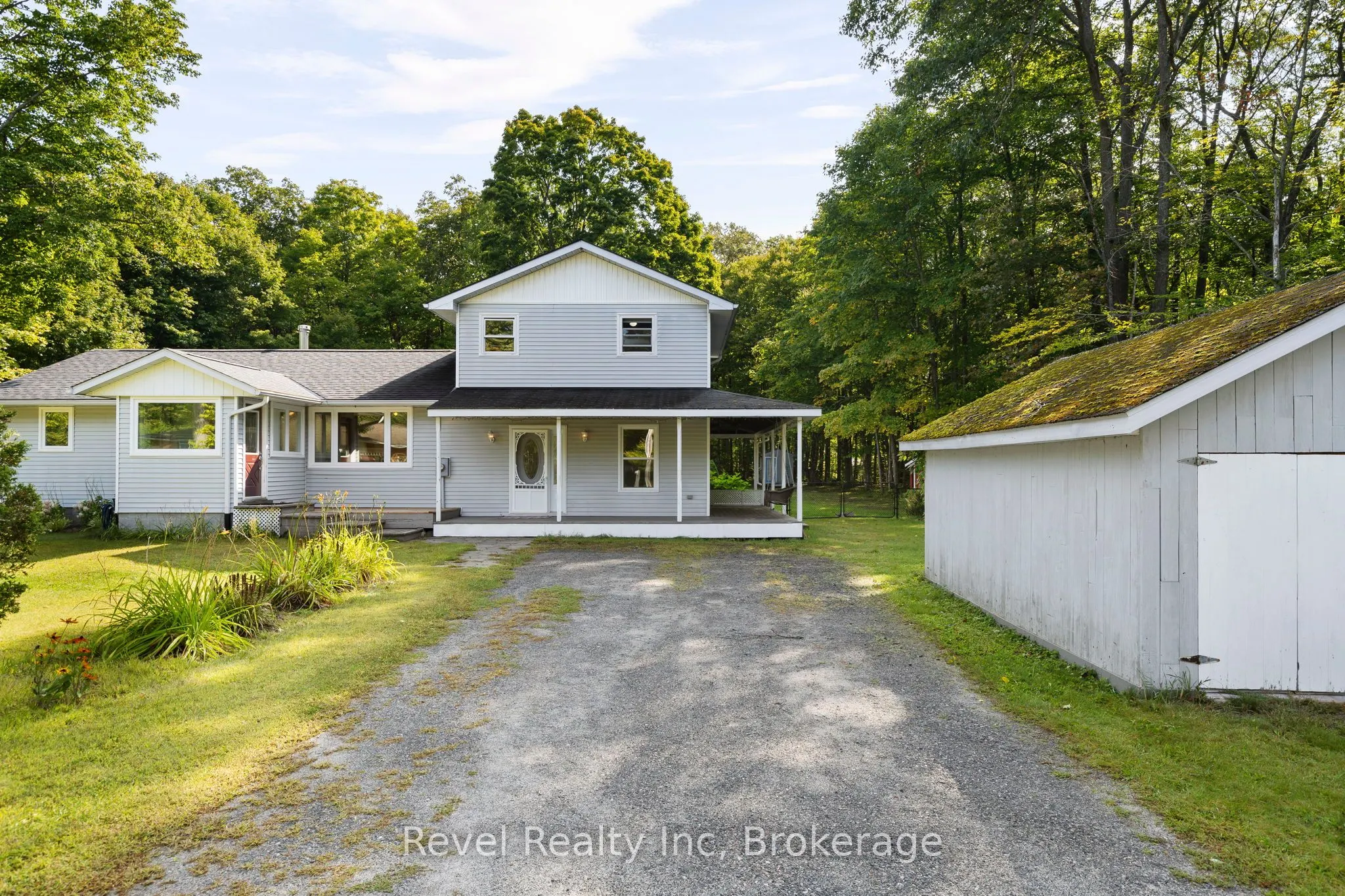 19 Sandy Plains Road