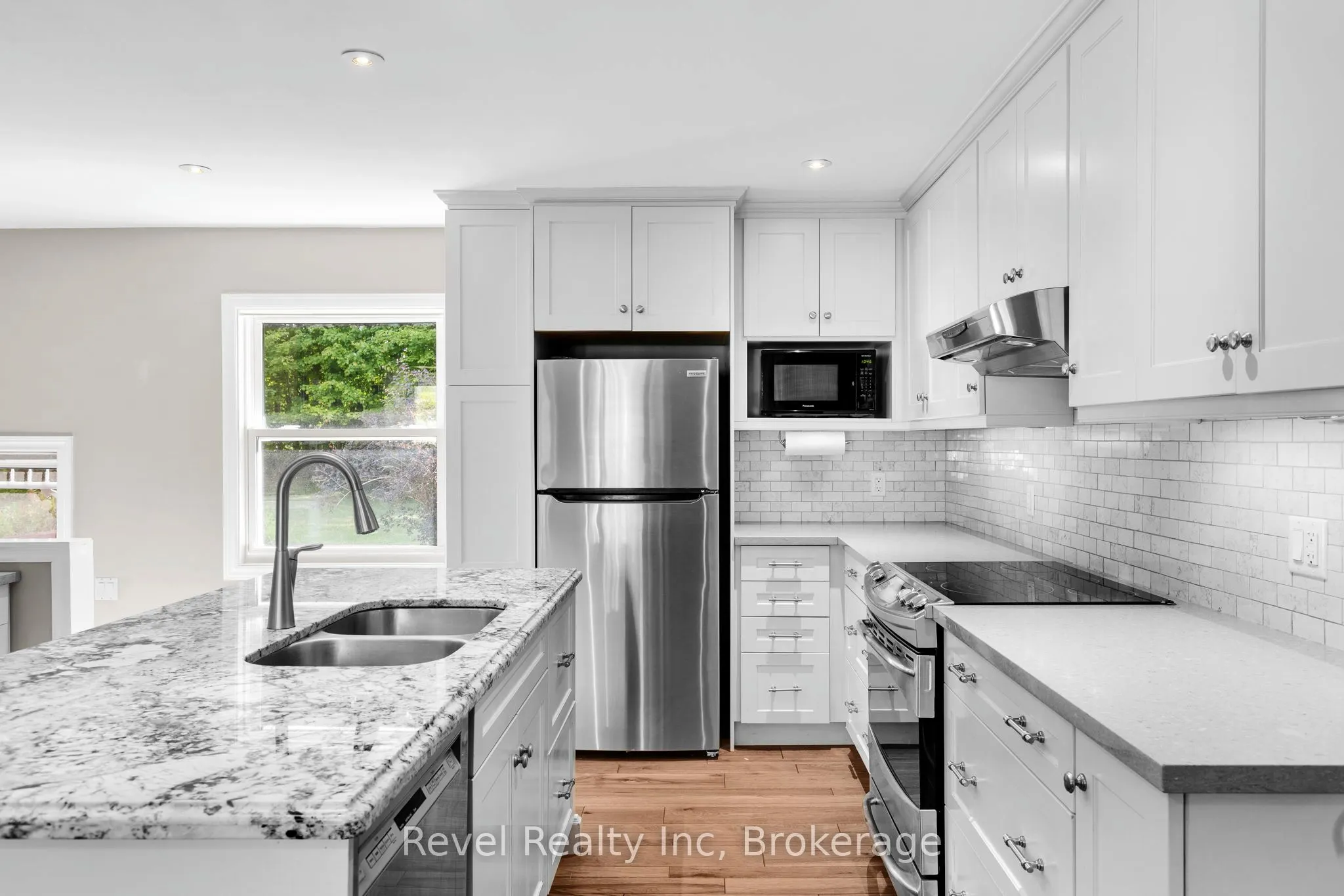 19 Sandy Plains Road