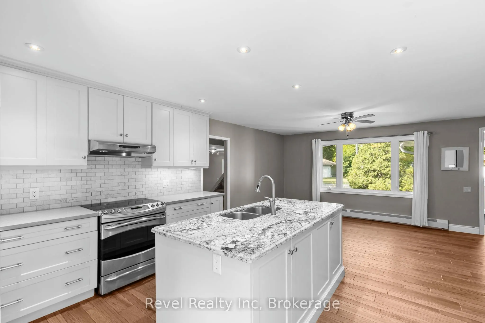 19 Sandy Plains Road