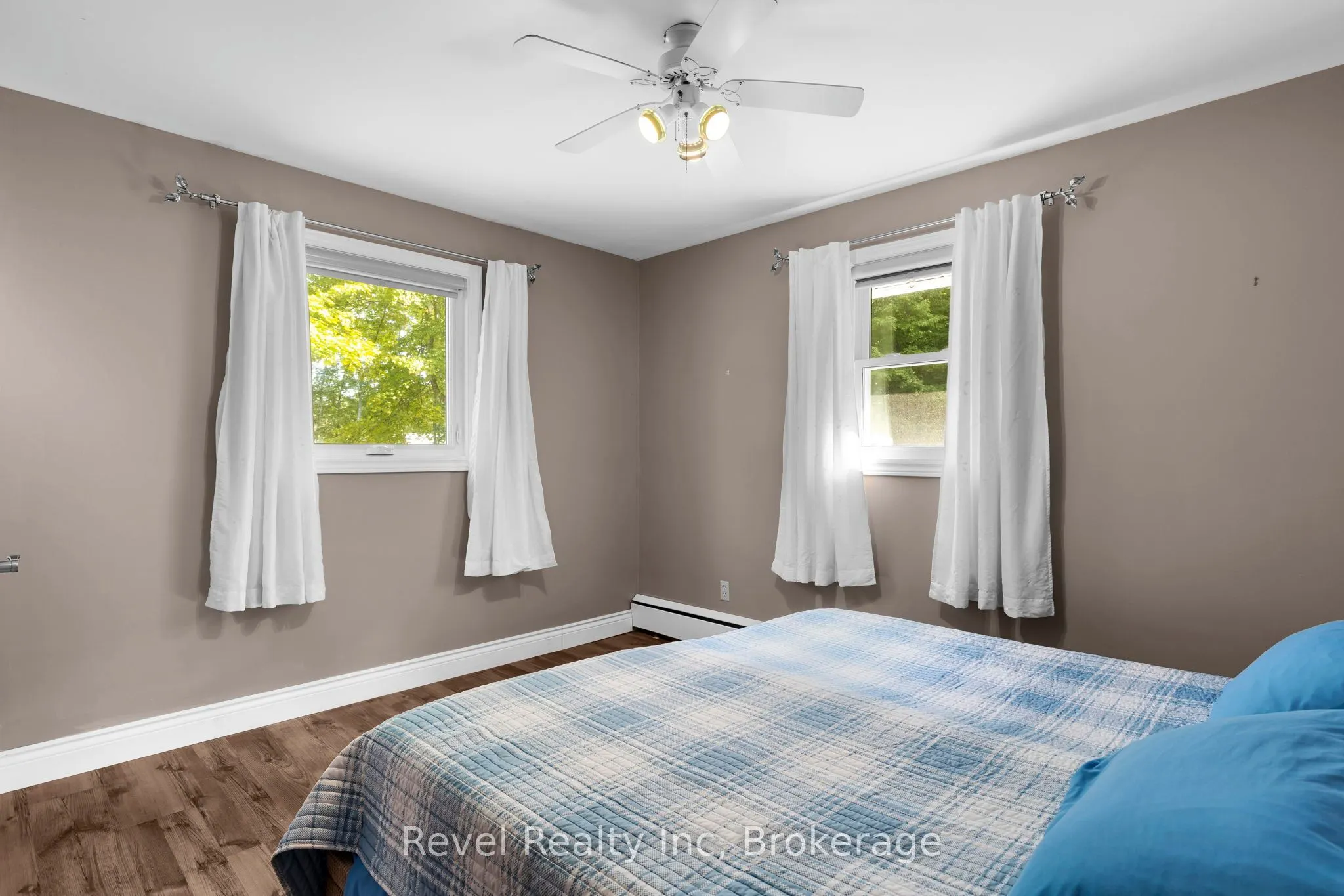 19 Sandy Plains Road