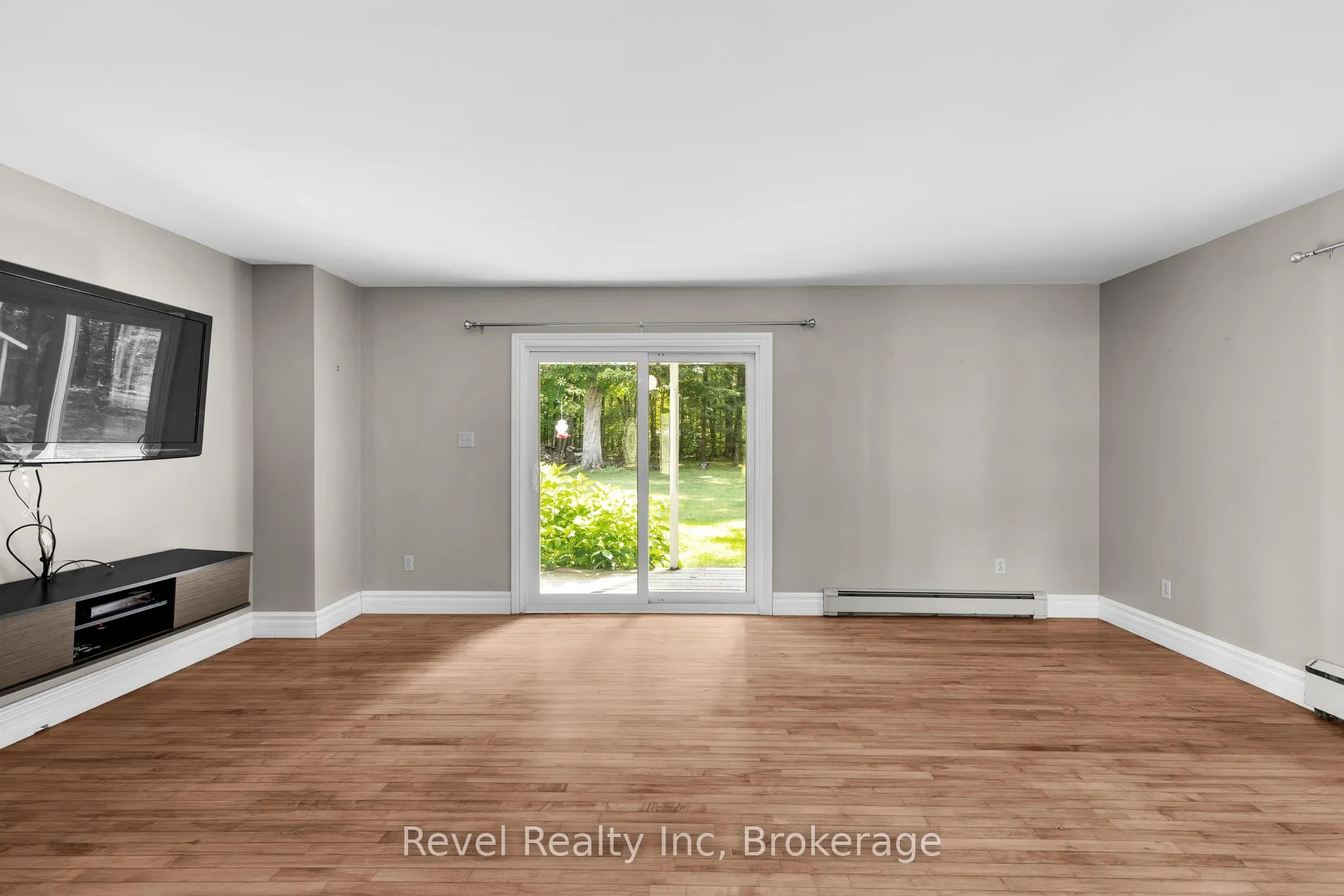 19 Sandy Plains Road