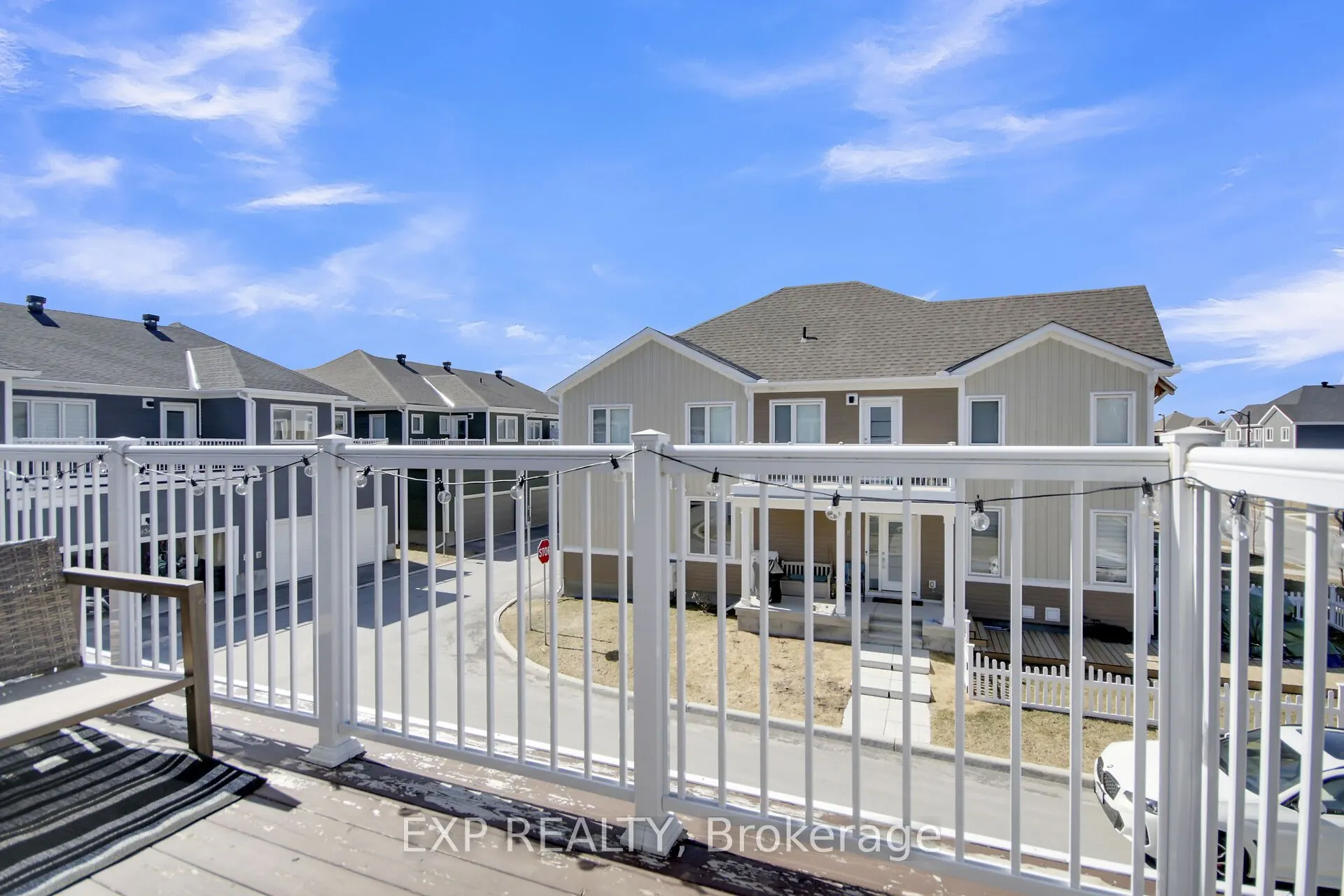 814 Bascule Place