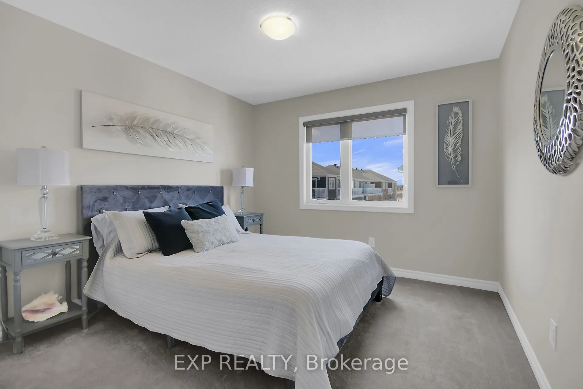 814 Bascule Place
