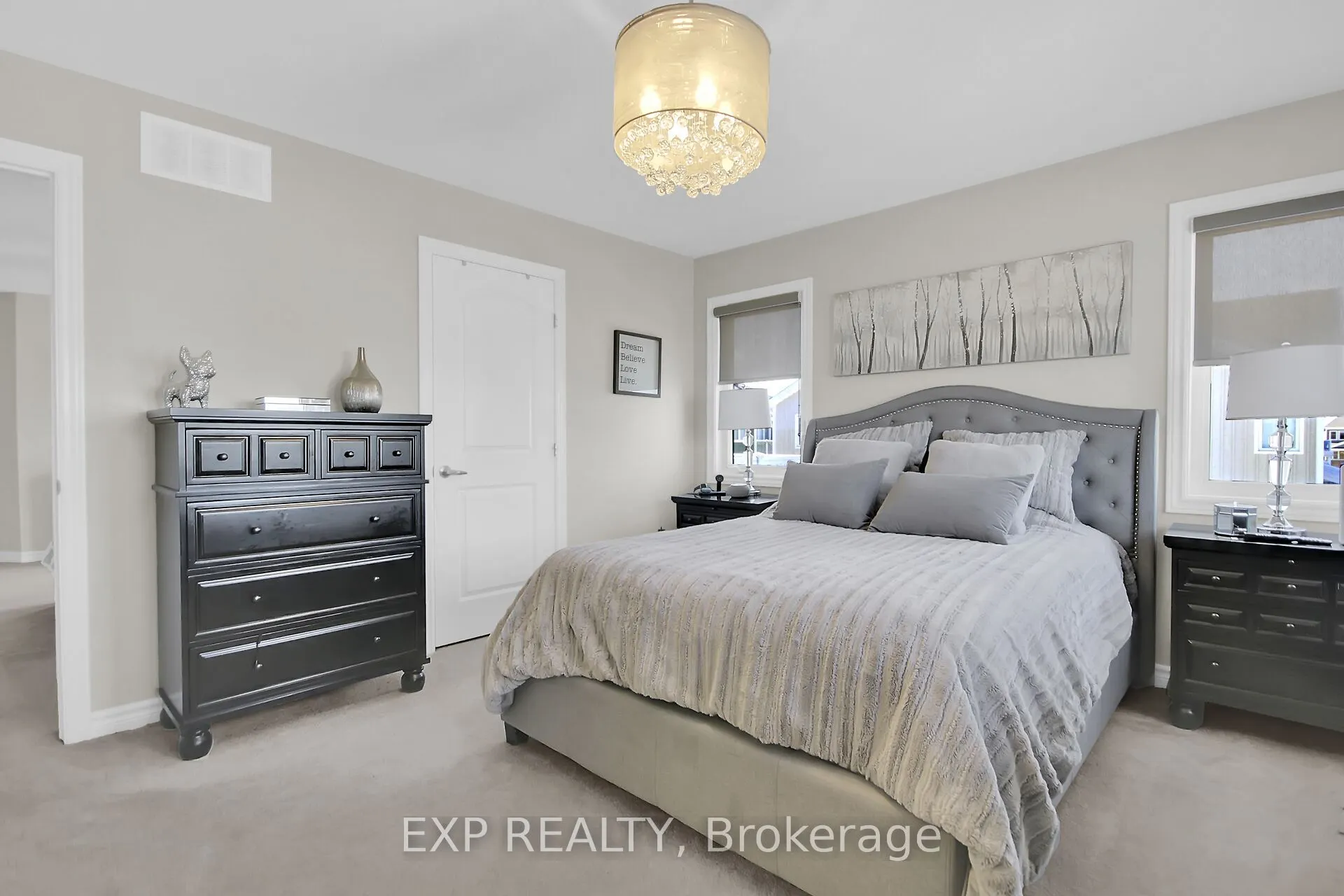 814 Bascule Place