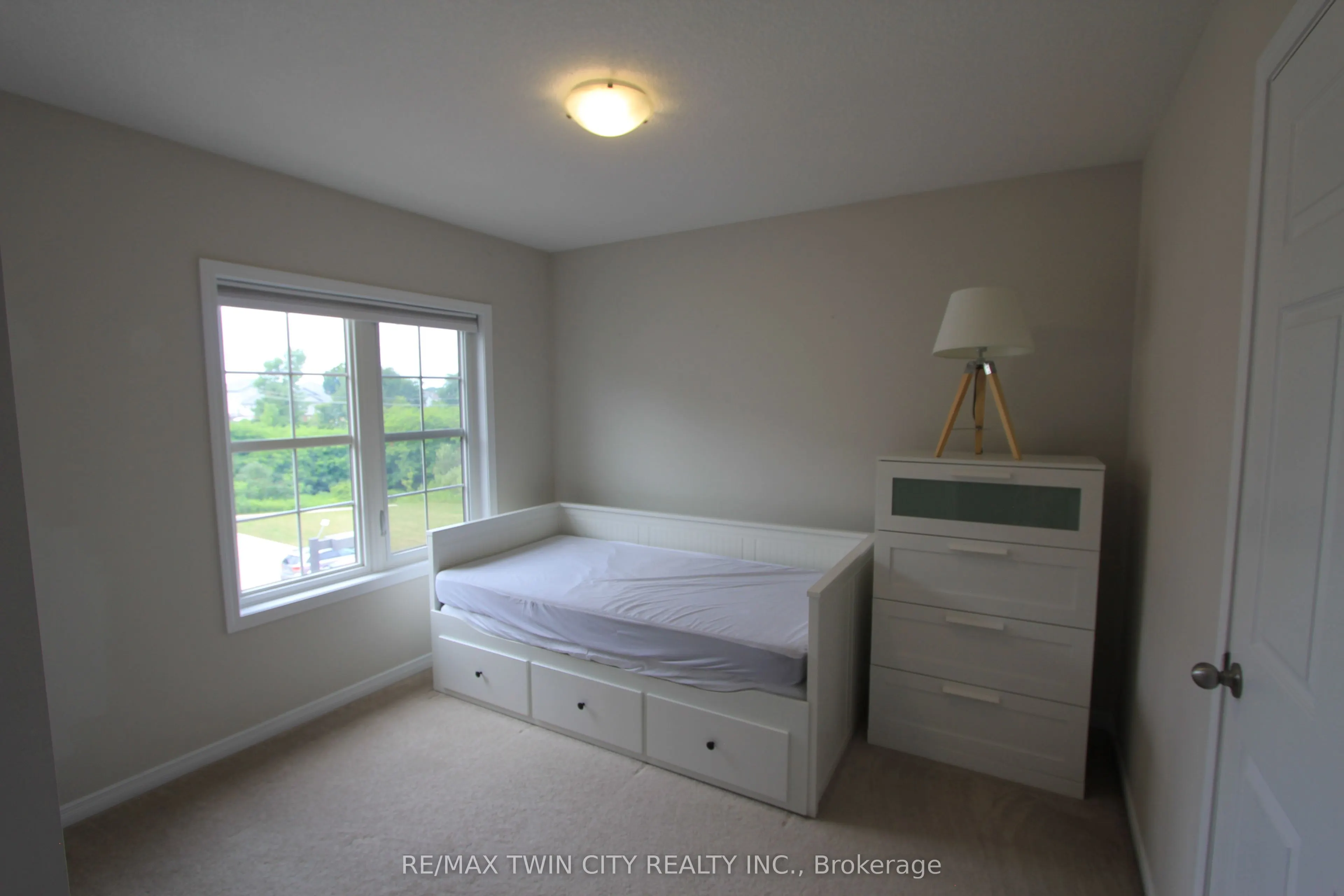 255 Maitland Street, #3E
