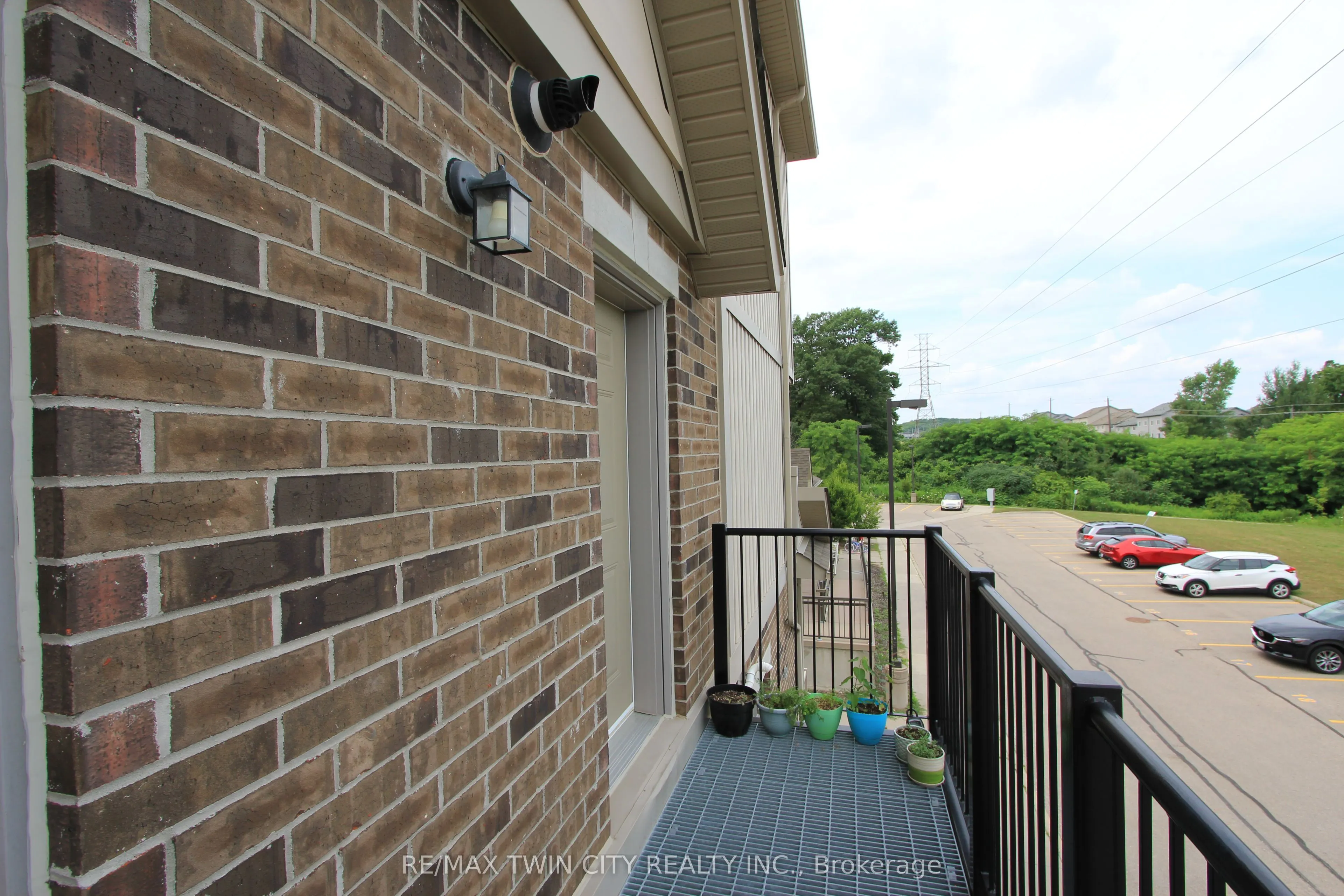 255 Maitland Street, #3E