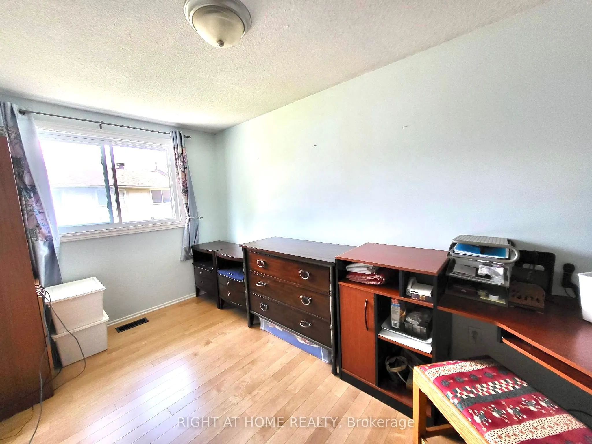 475 MOODIE Drive, #E