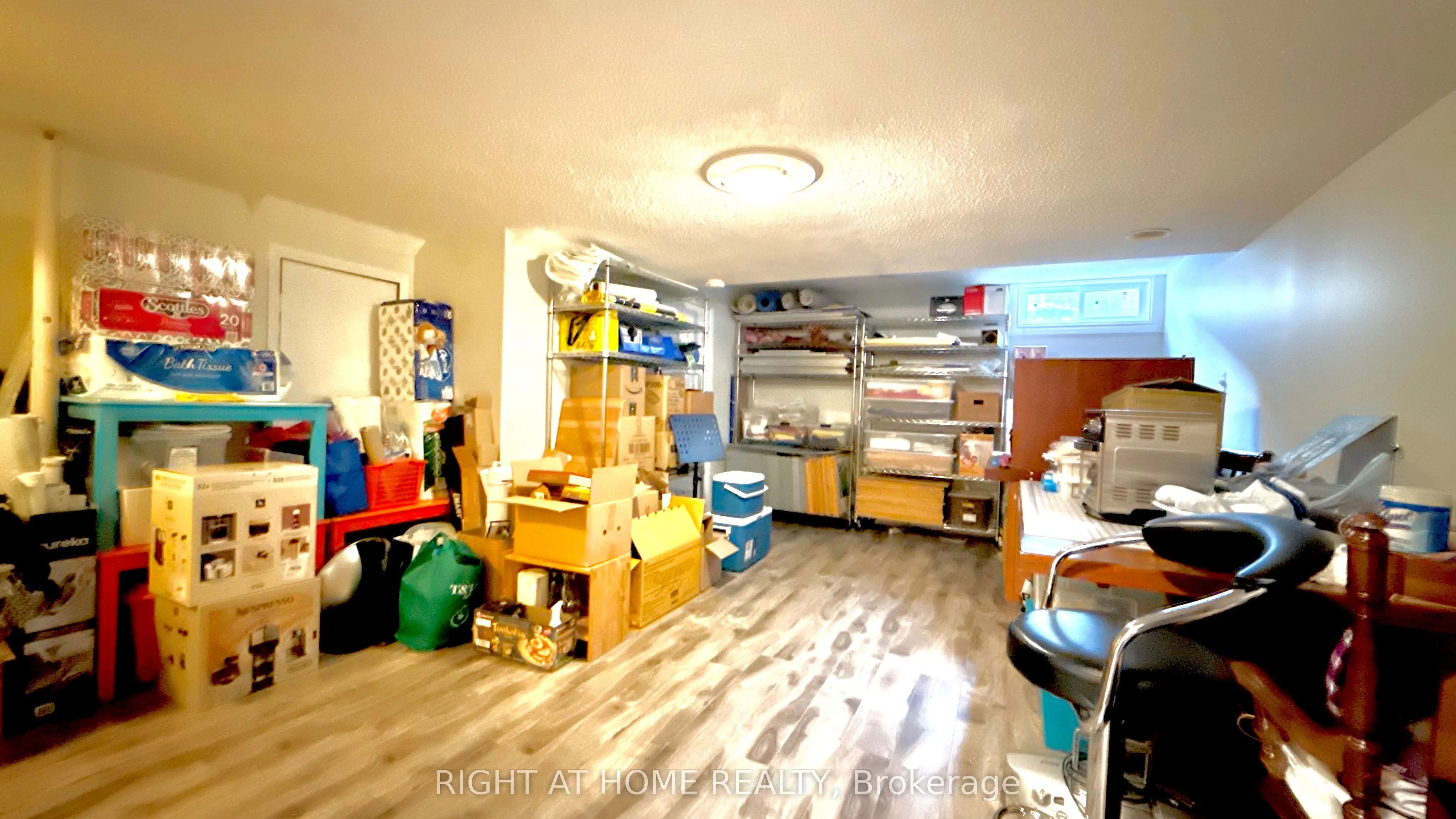 475 MOODIE Drive, #E
