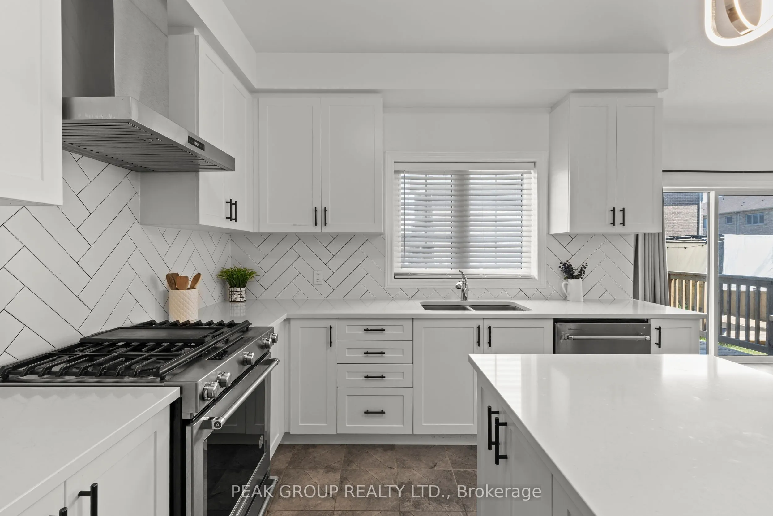 14 Venture Way