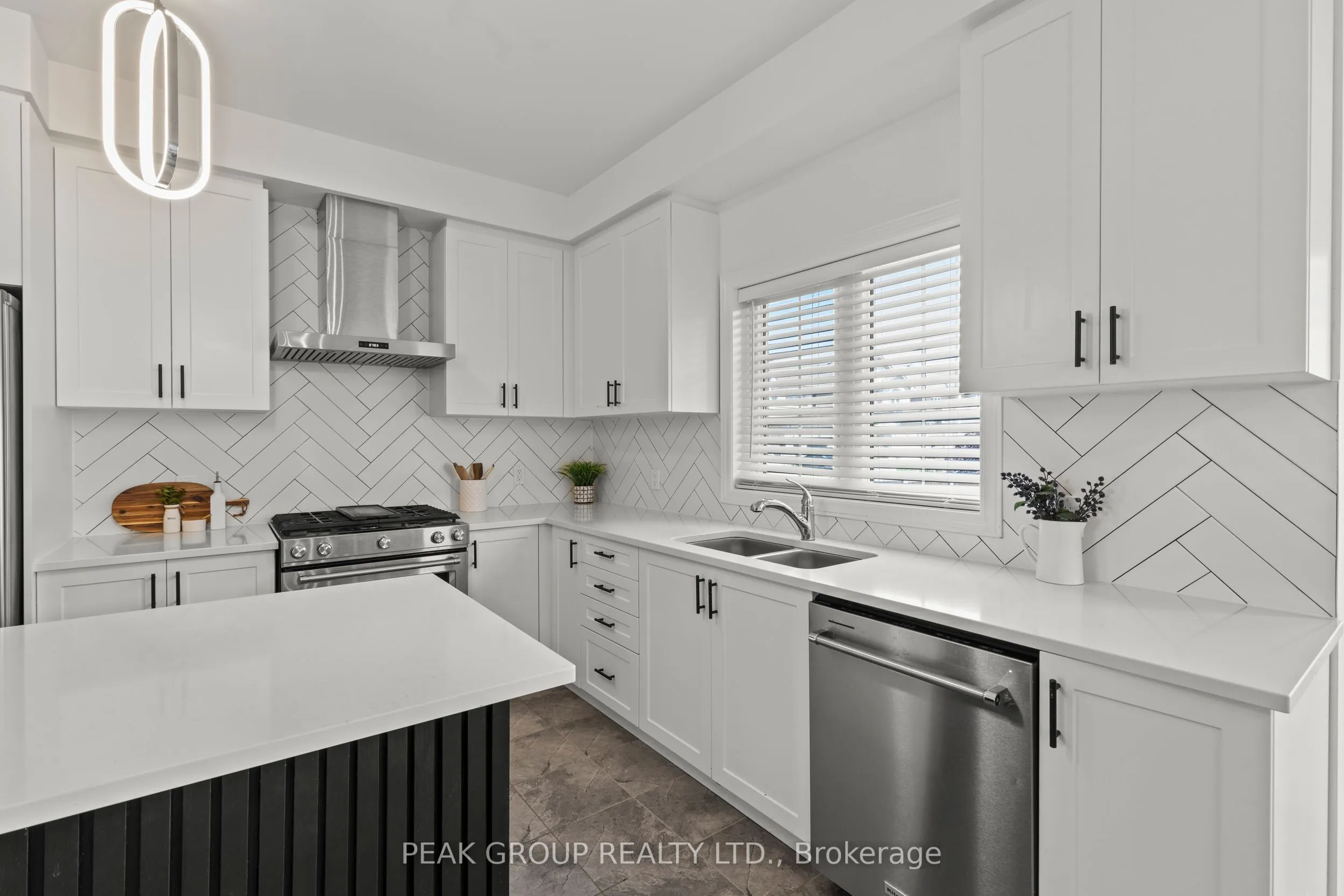 14 Venture Way