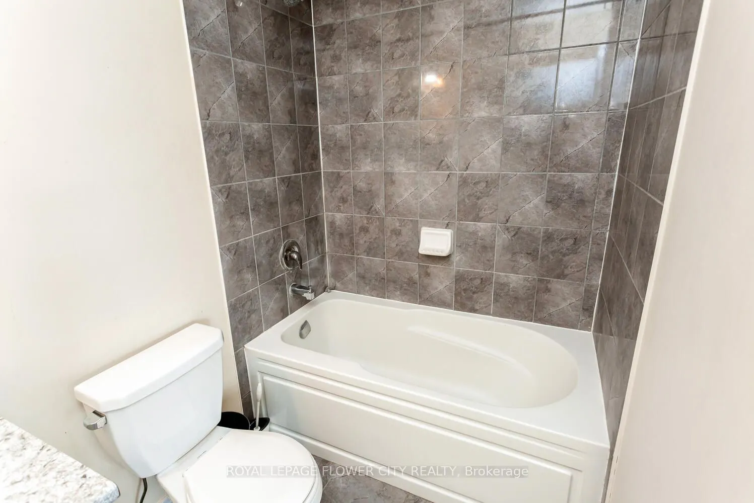 470 Linden Drive, #43