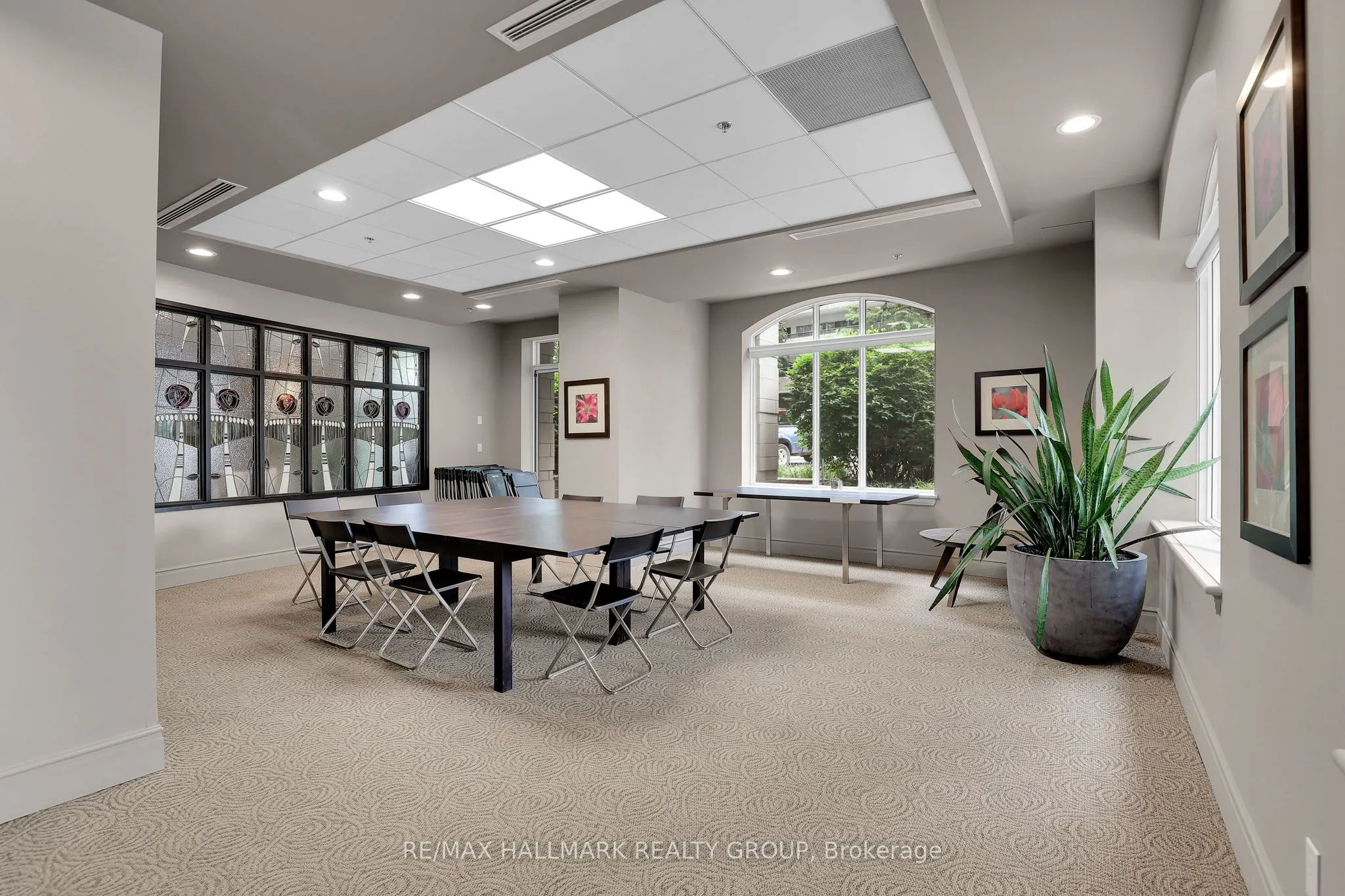 85 BRONSON Avenue, #1003
