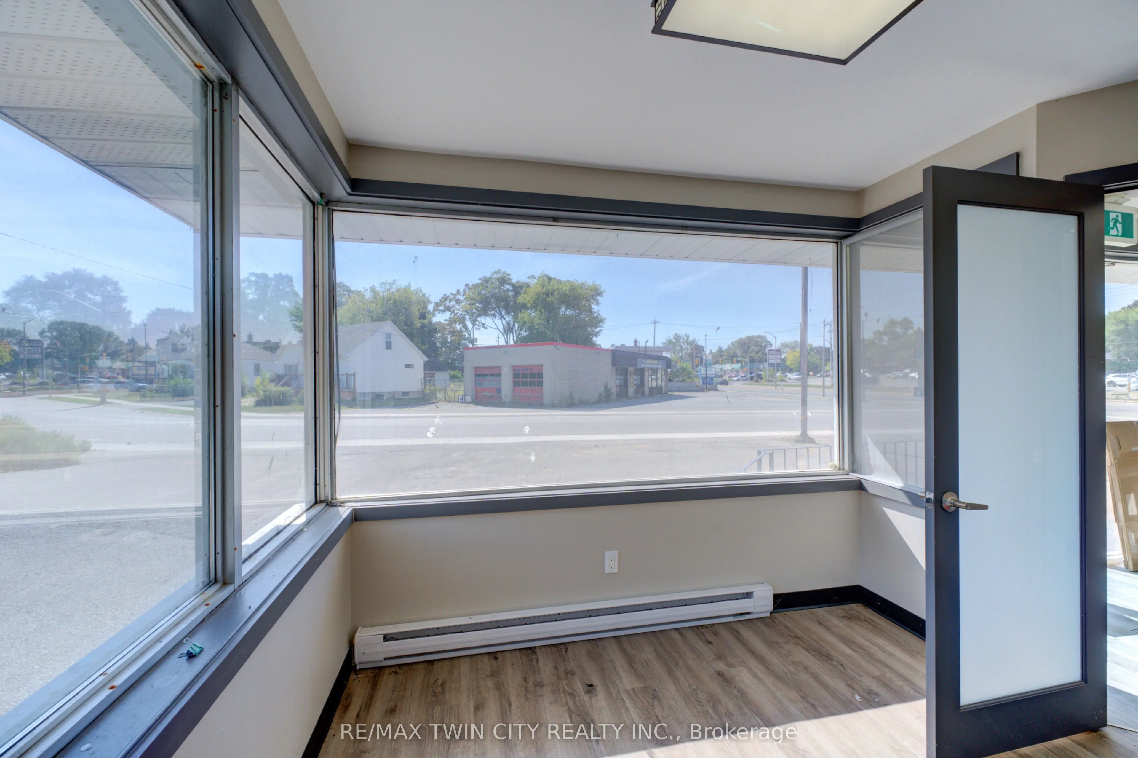 50 King George Road, #1