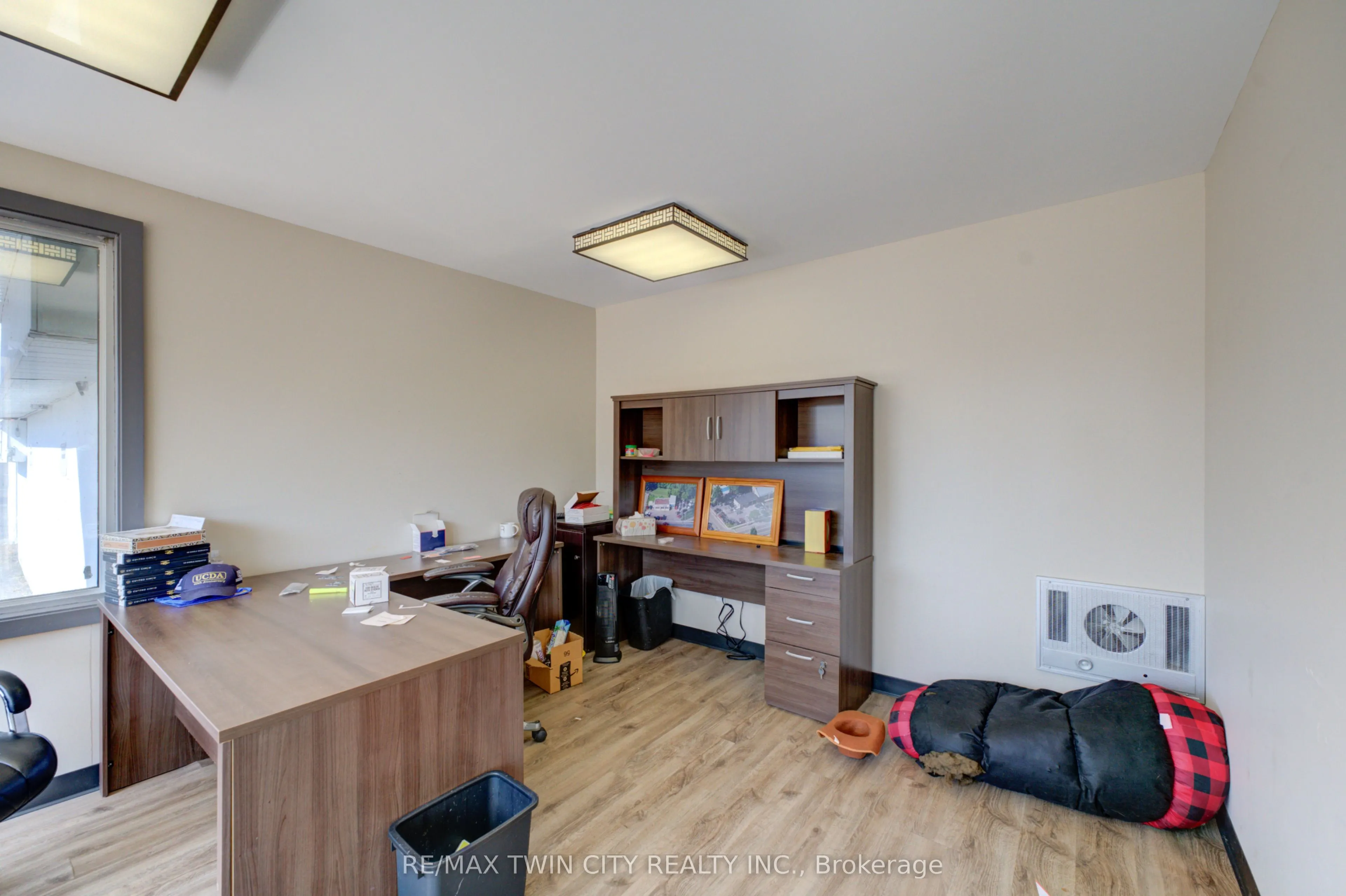 50 King George Road, #1