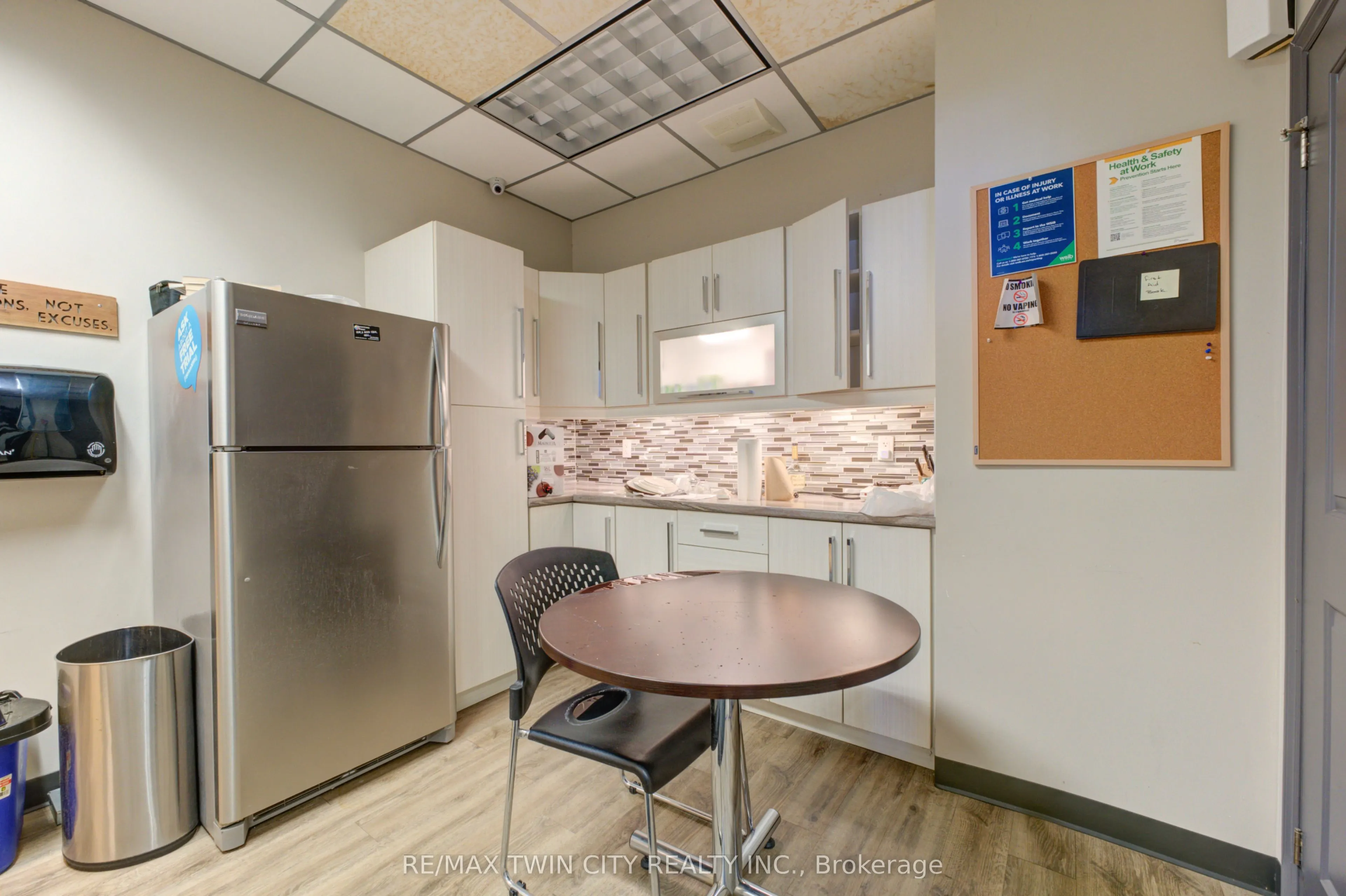 50 King George Road, #1