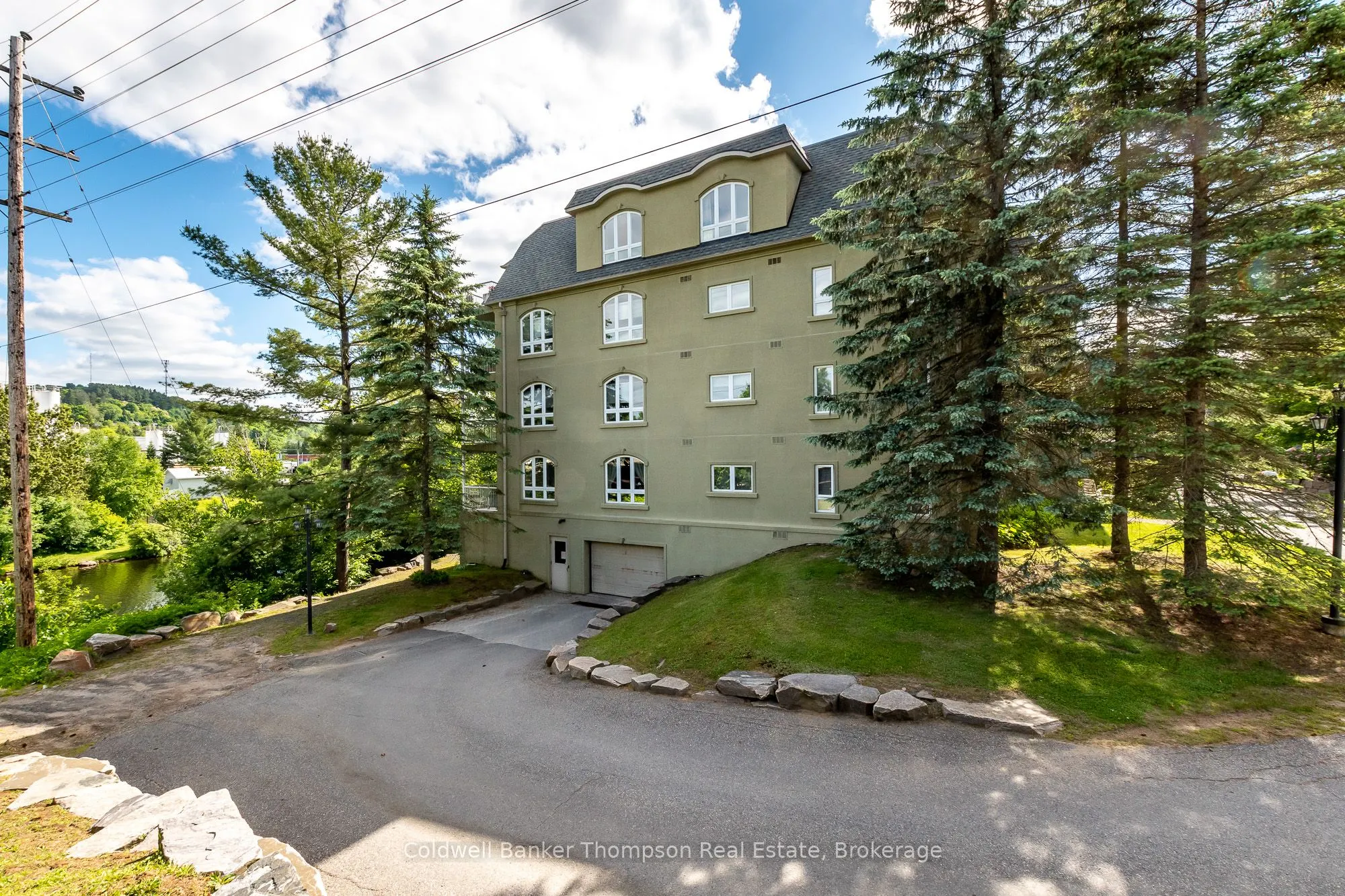 31 Dairy Lane, #203
