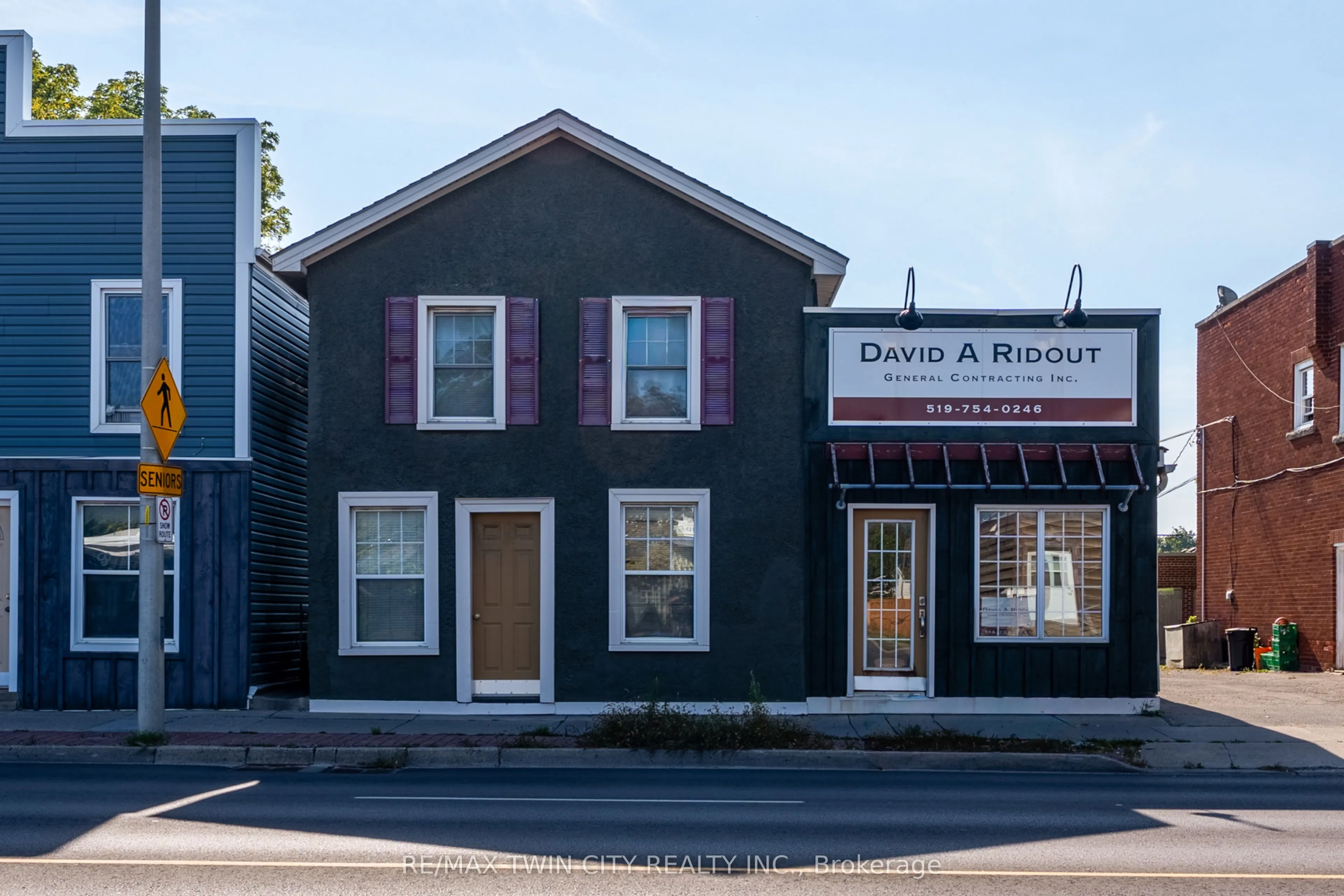 60-62 Colborne Street W