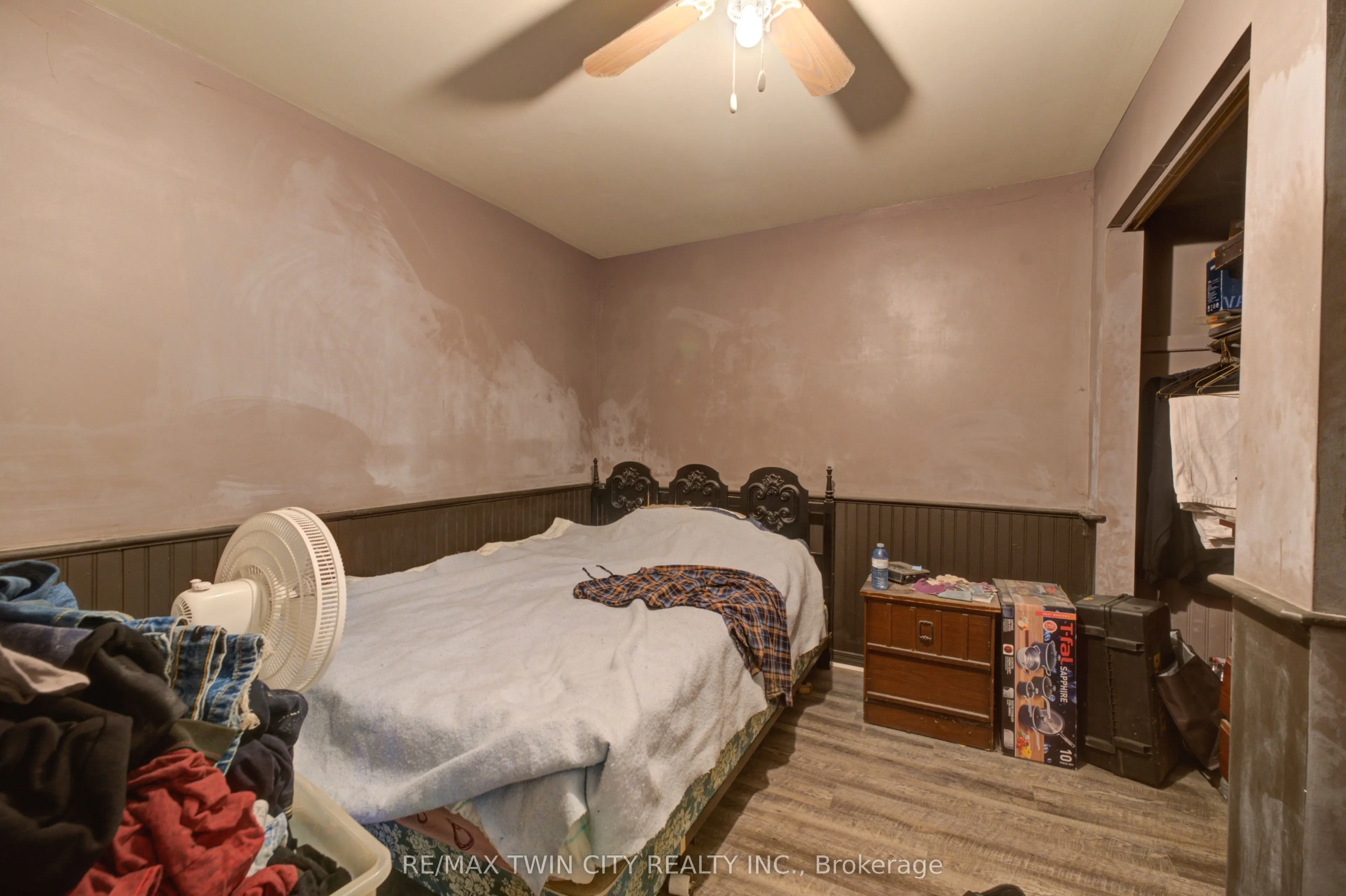 60-62 Colborne Street W