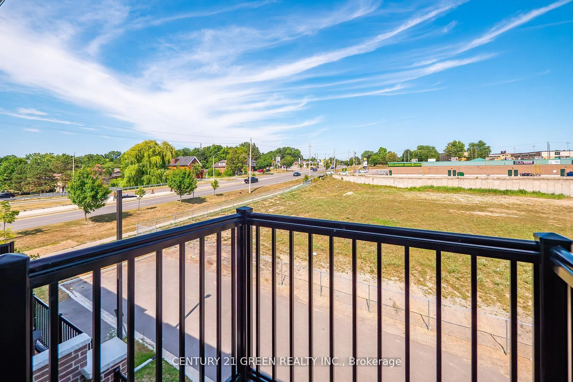 585 Colborne Street, #104