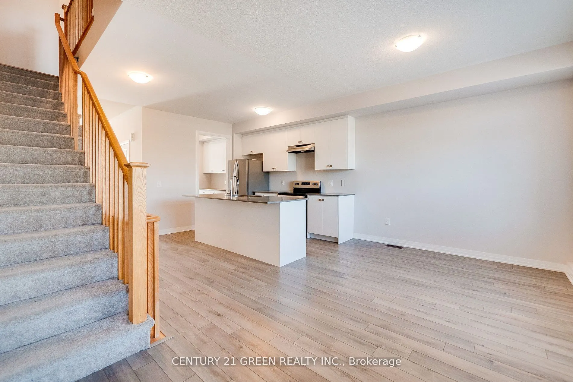 585 Colborne Street, #104