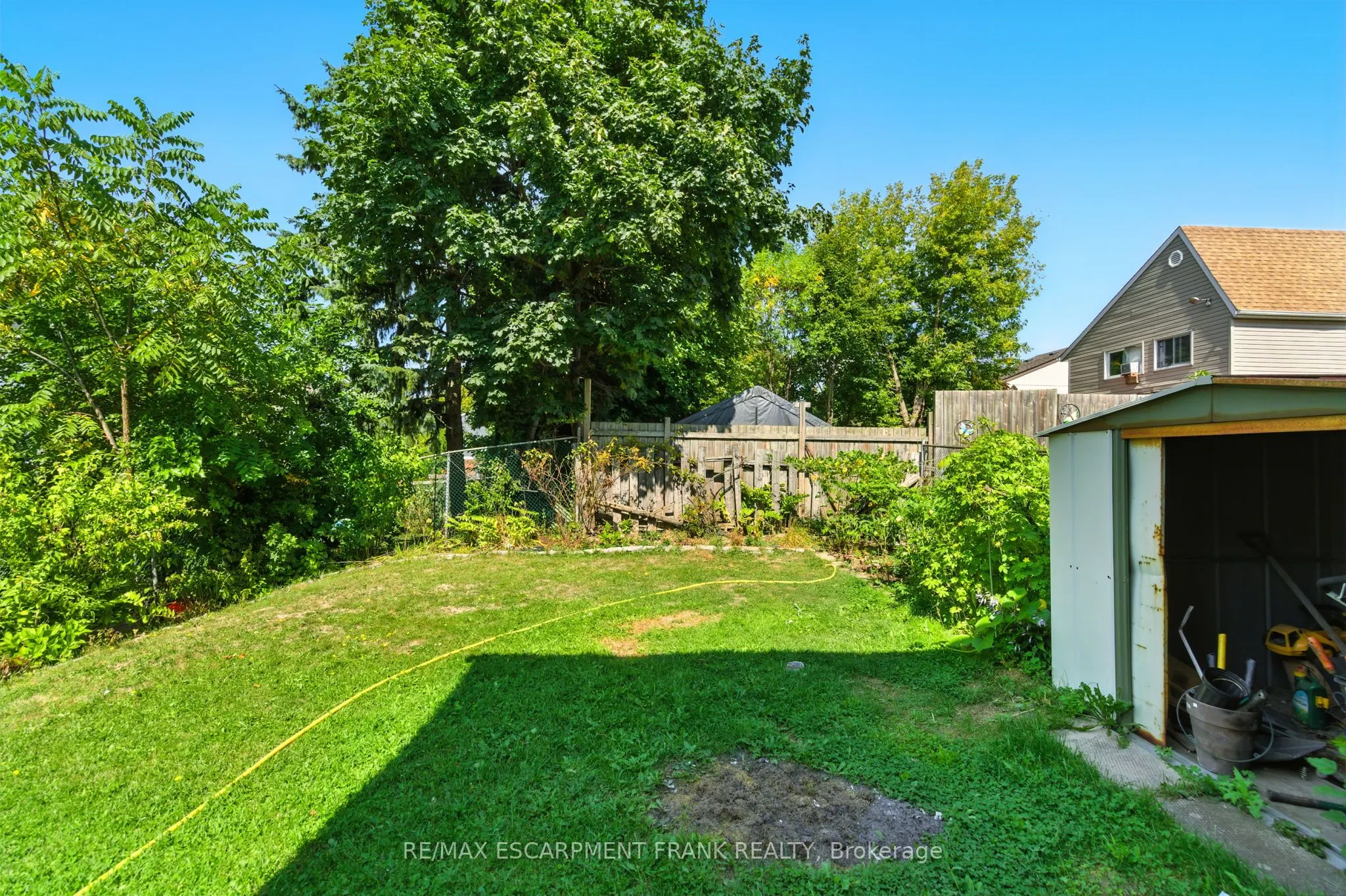 387 Franklin Road