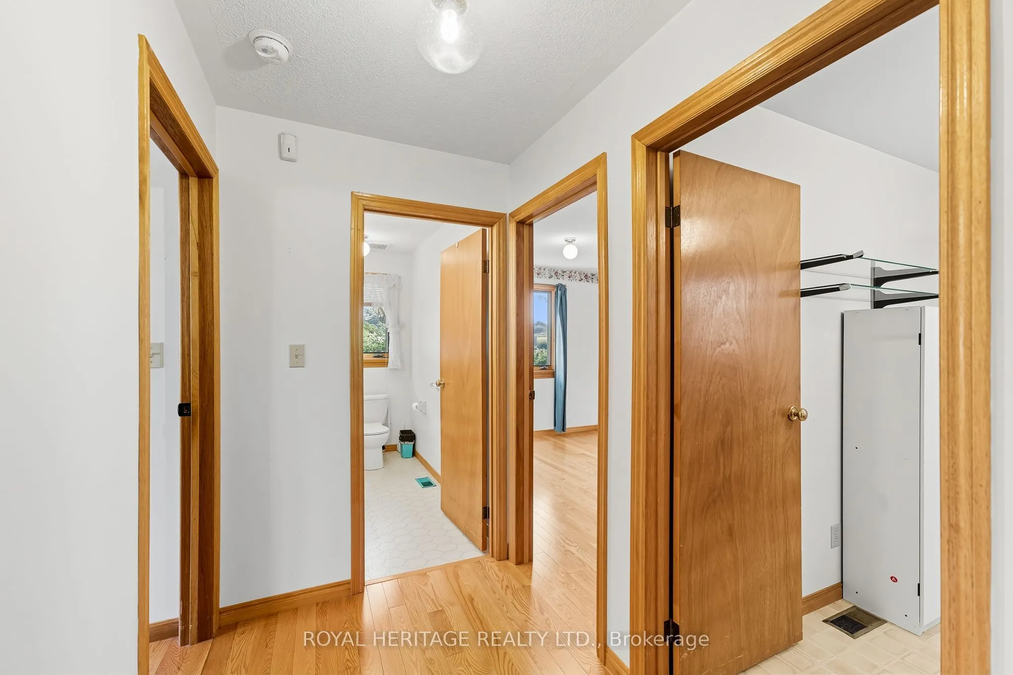 24 Butler Street W