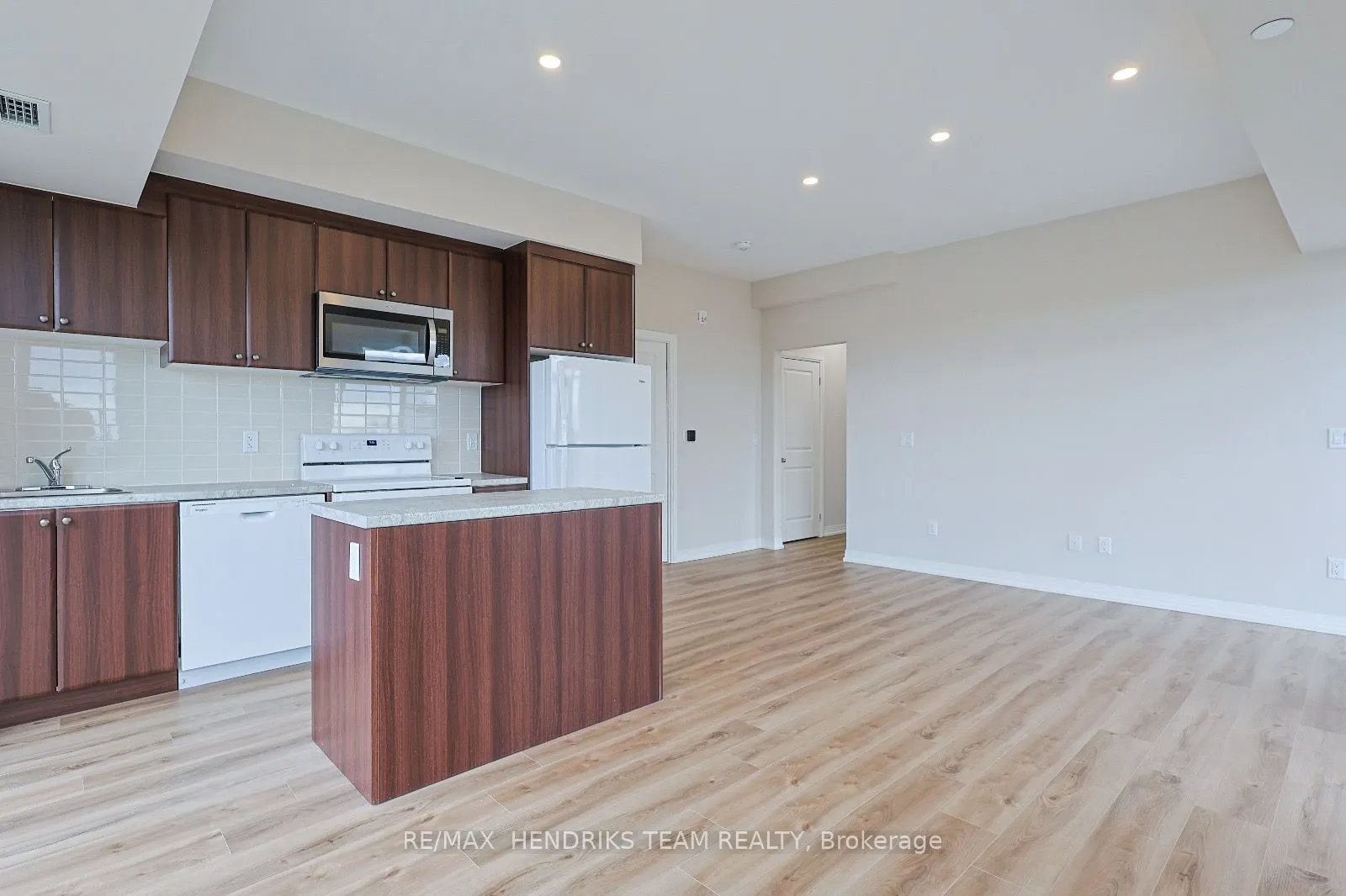 50 Herrick Avenue, #LP40