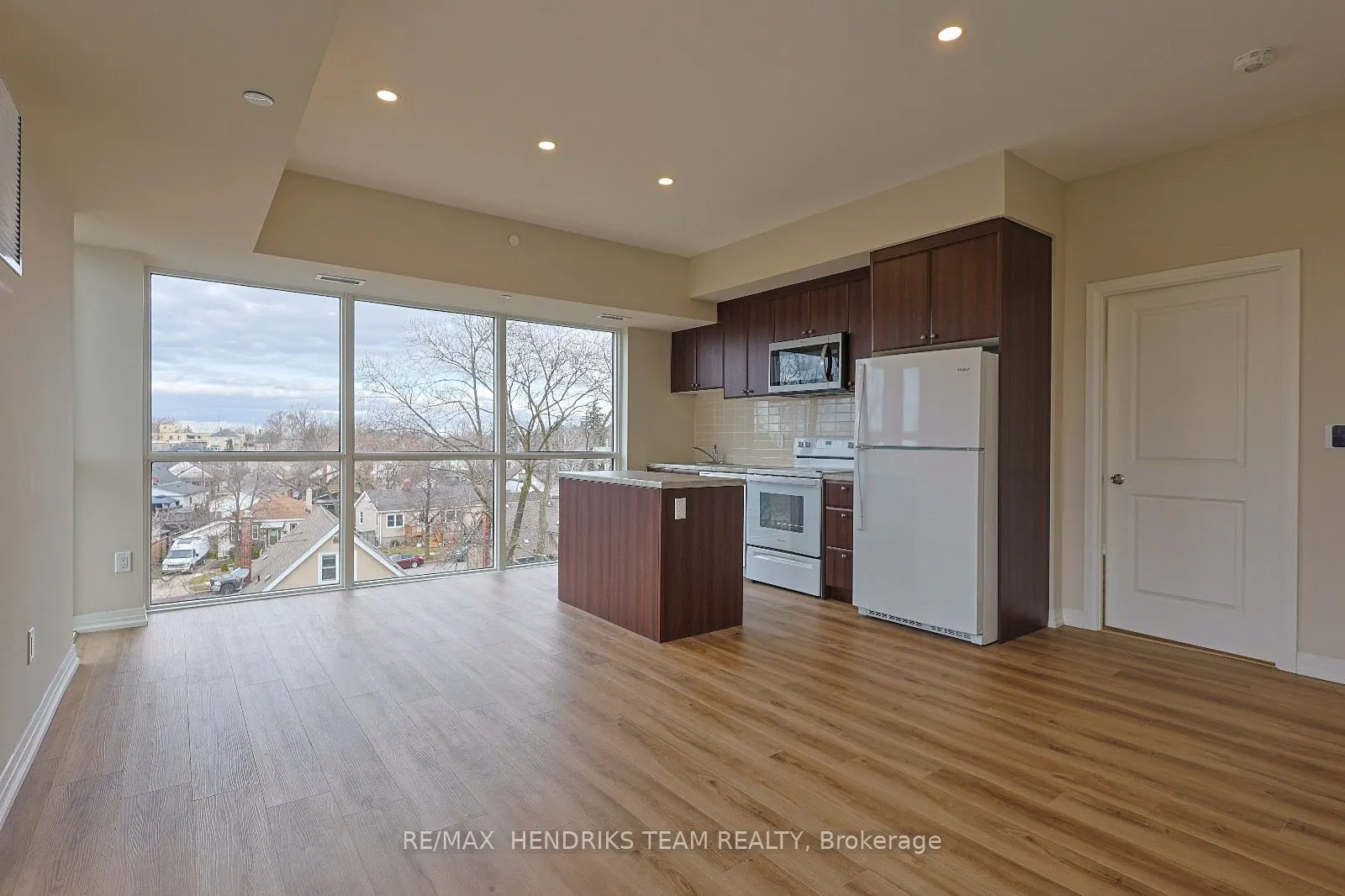 50 Herrick Avenue, #LP40