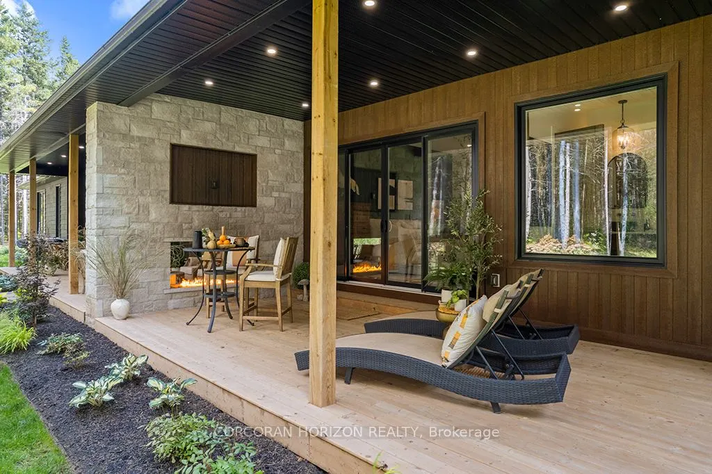 107 Louise Creek Crescent