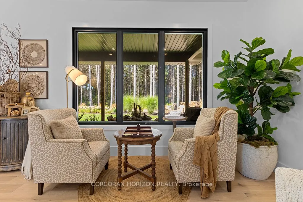 107 Louise Creek Crescent