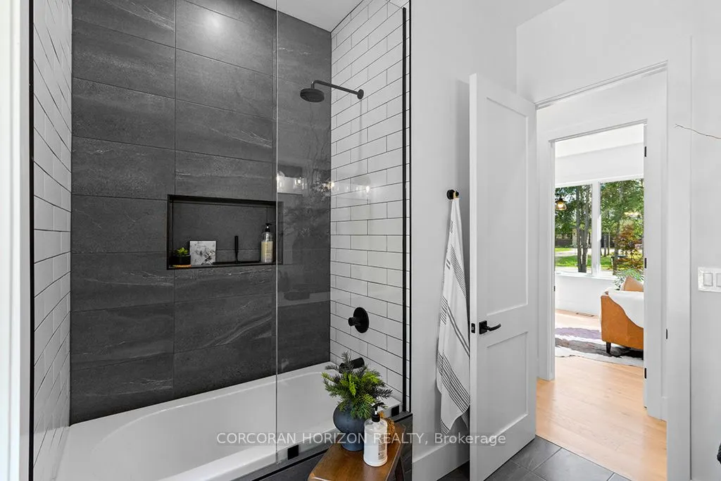 107 Louise Creek Crescent
