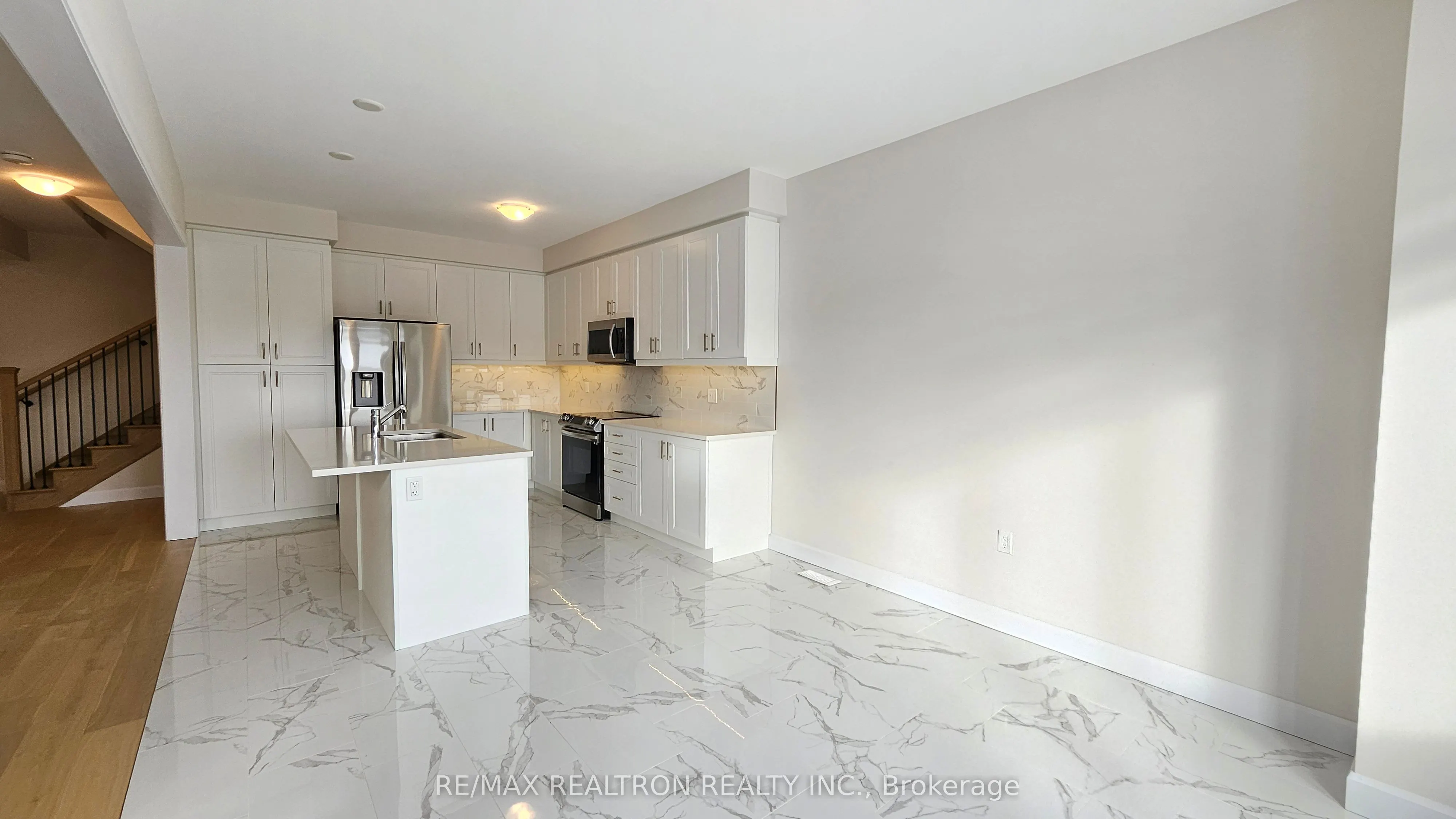 668 Lemay Grove