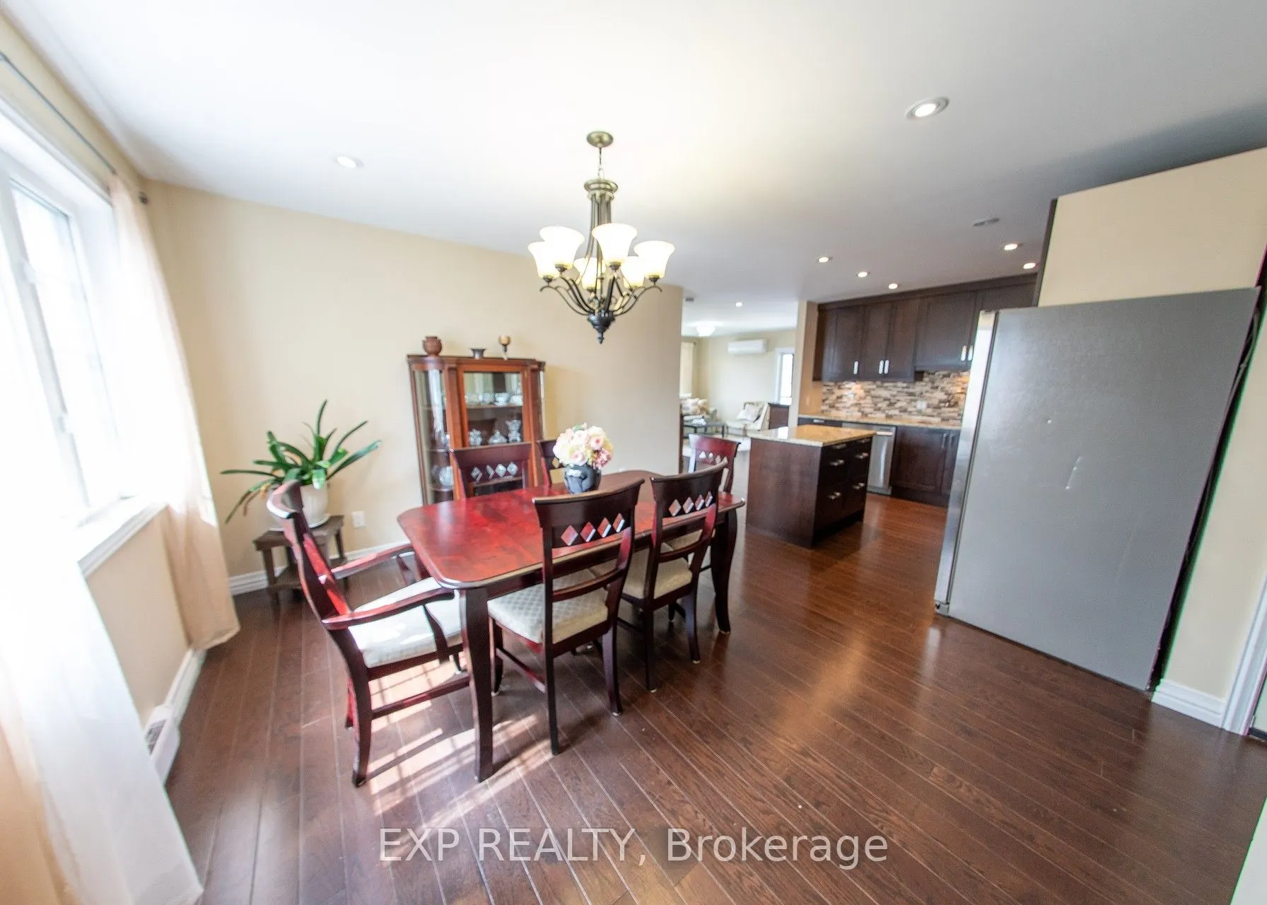 2754 Eagleson Road