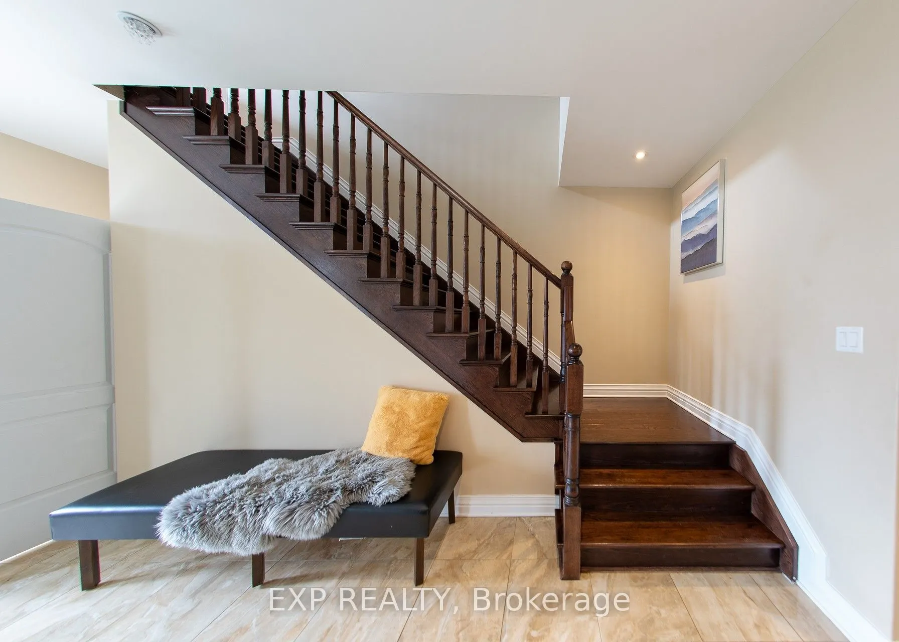 2754 Eagleson Road