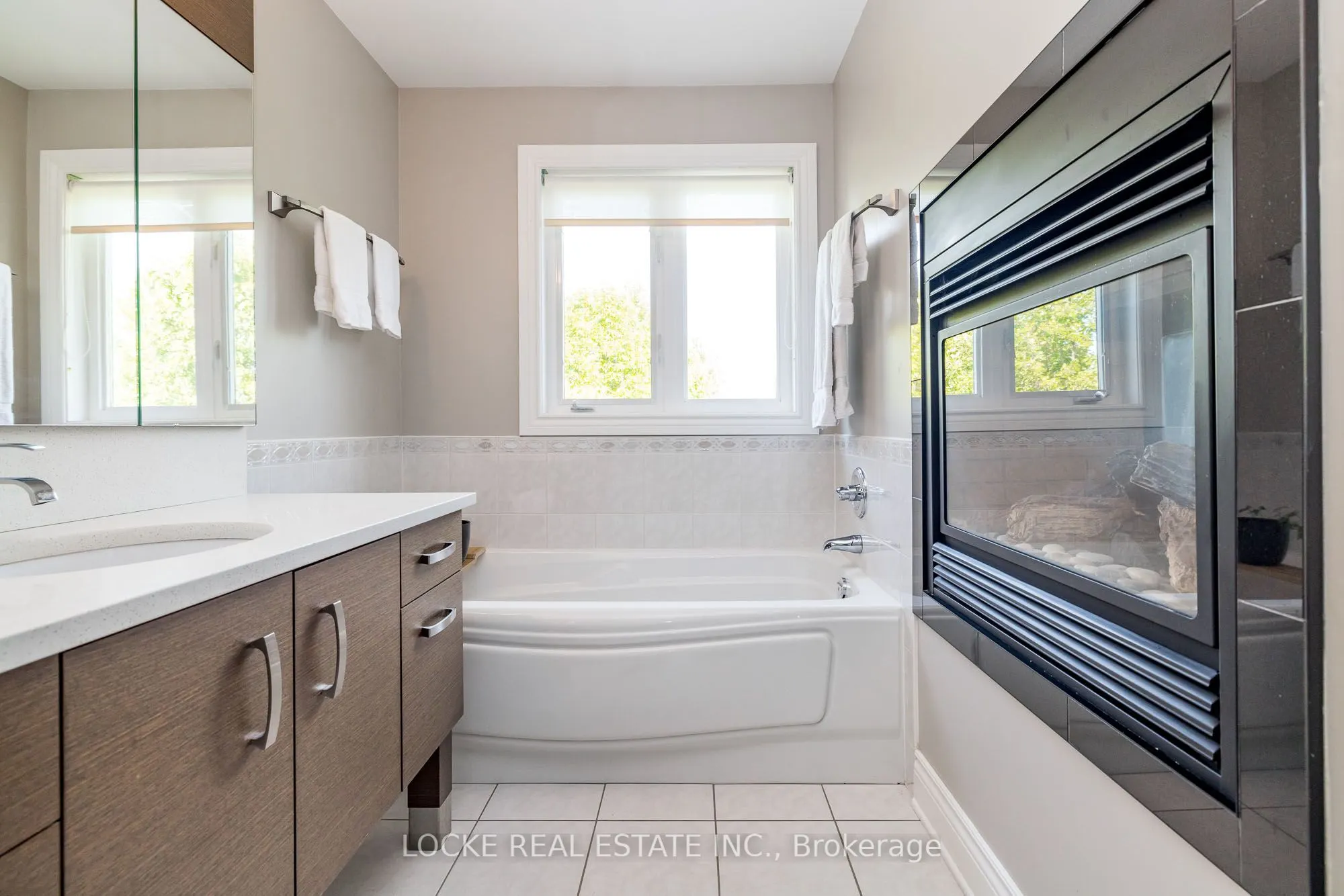 106 Parkrose Private