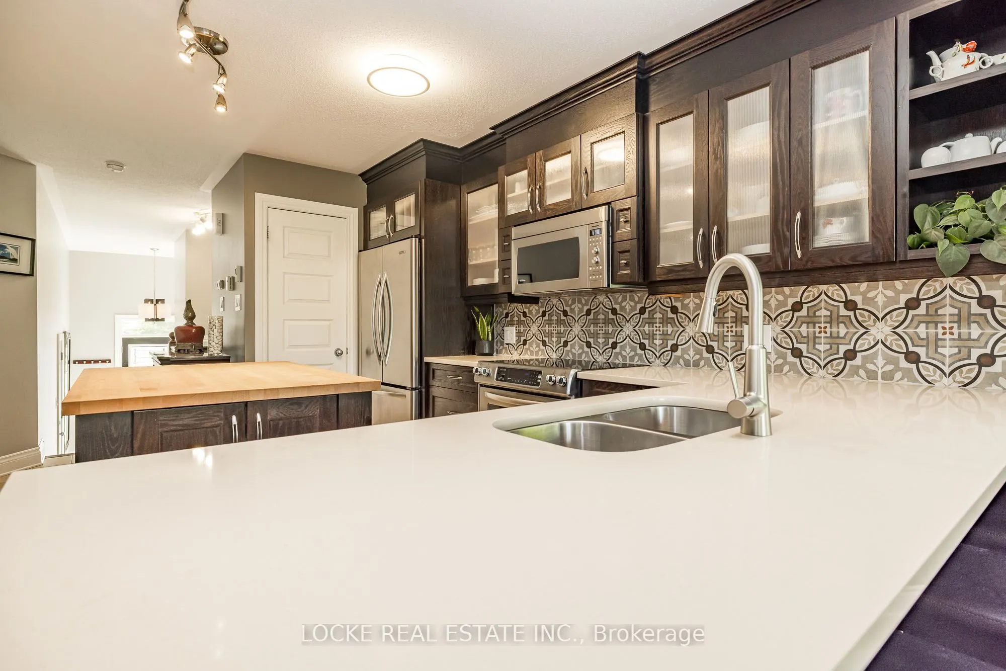 106 Parkrose Private