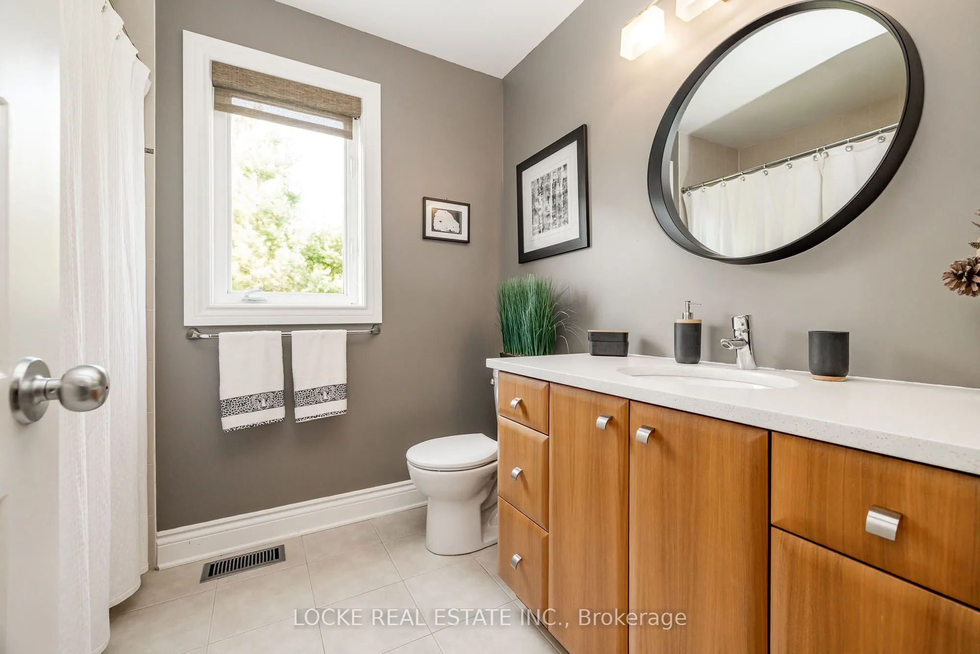 106 Parkrose Private