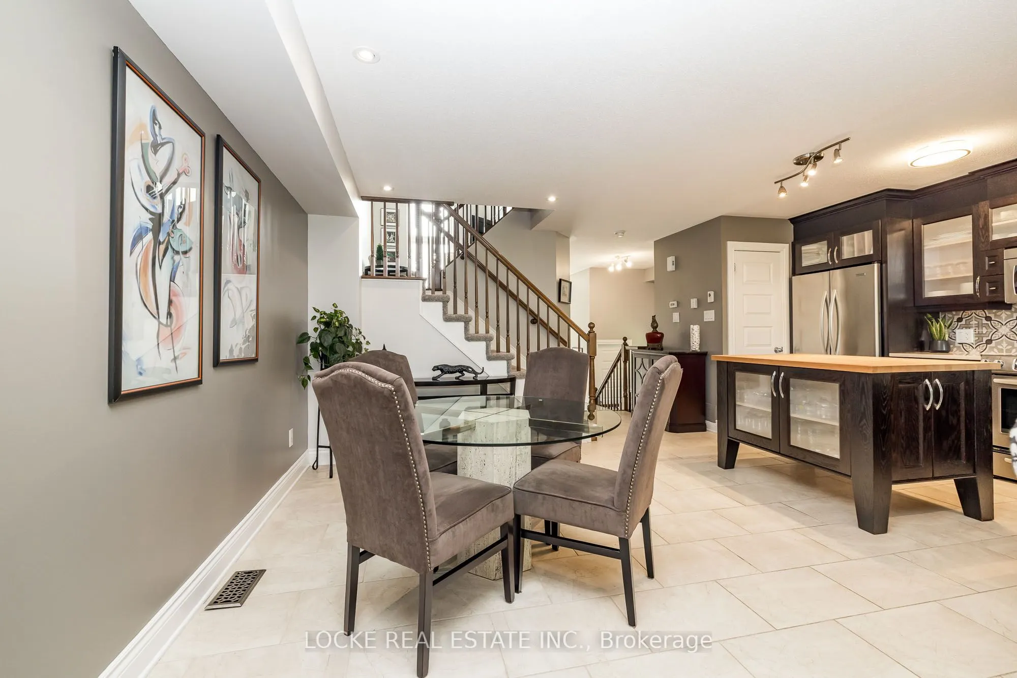 106 Parkrose Private