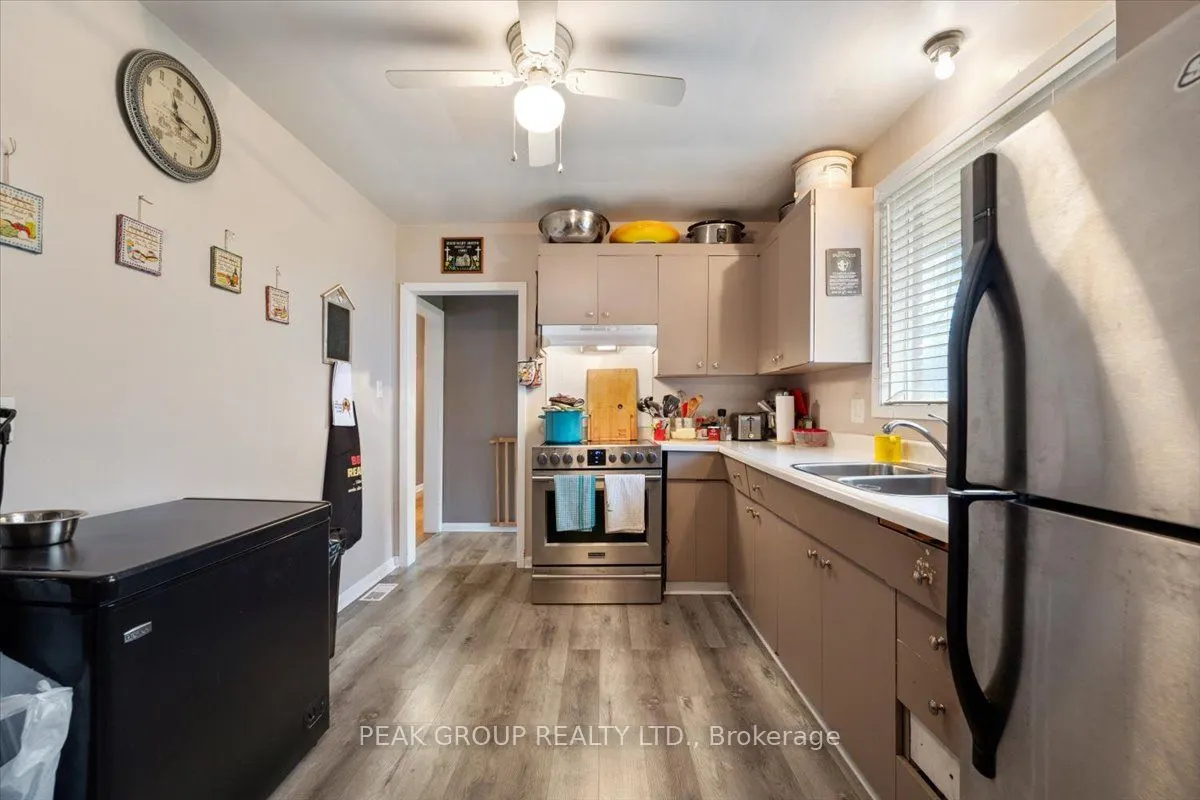 18 Karen Crescent