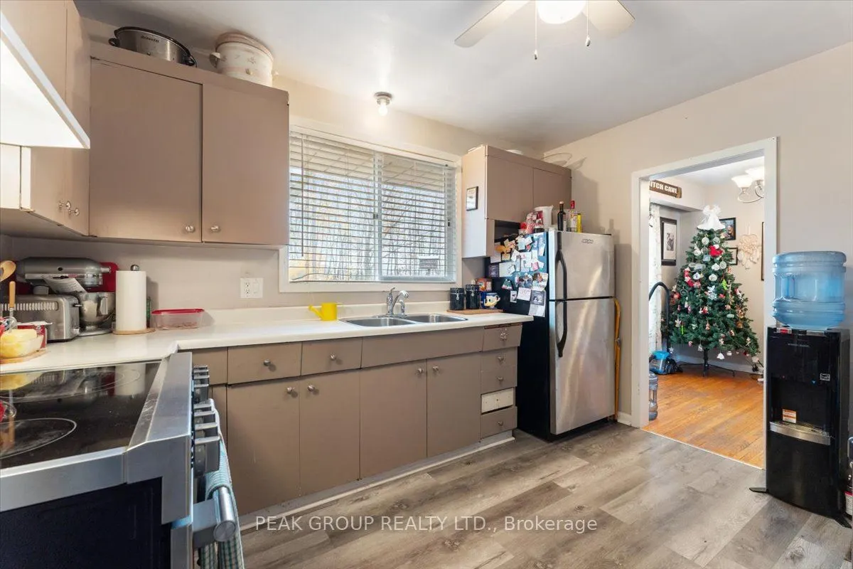 18 Karen Crescent