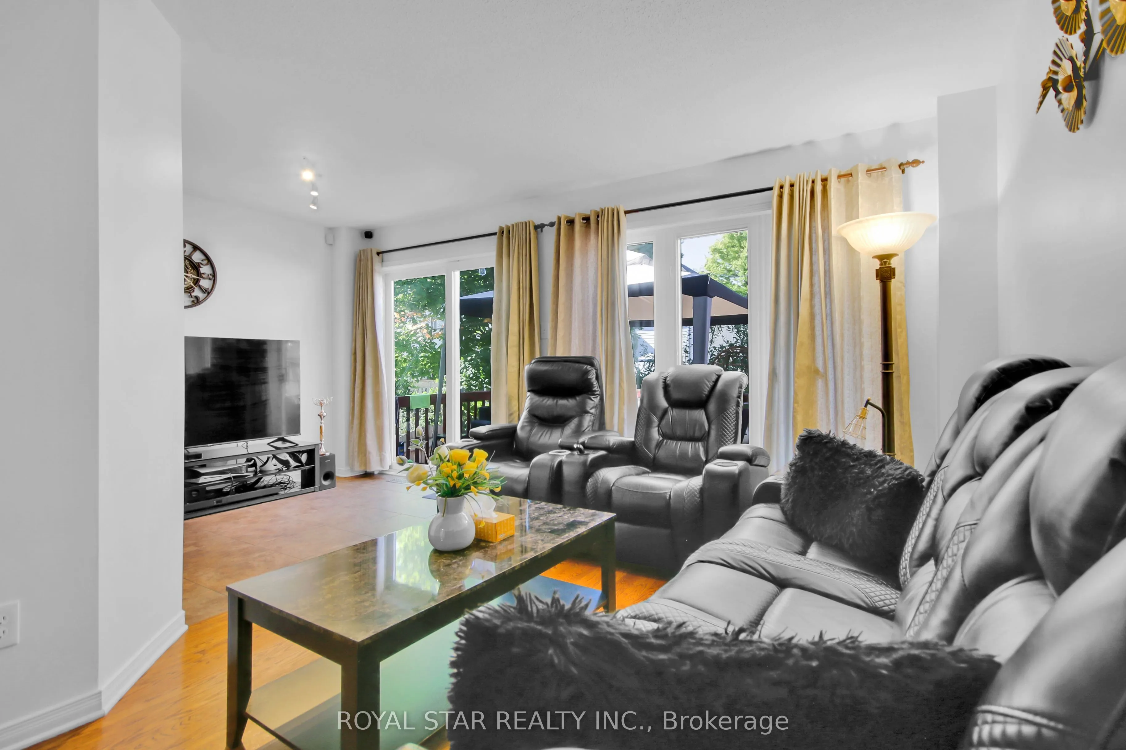 160 Deerfox Drive