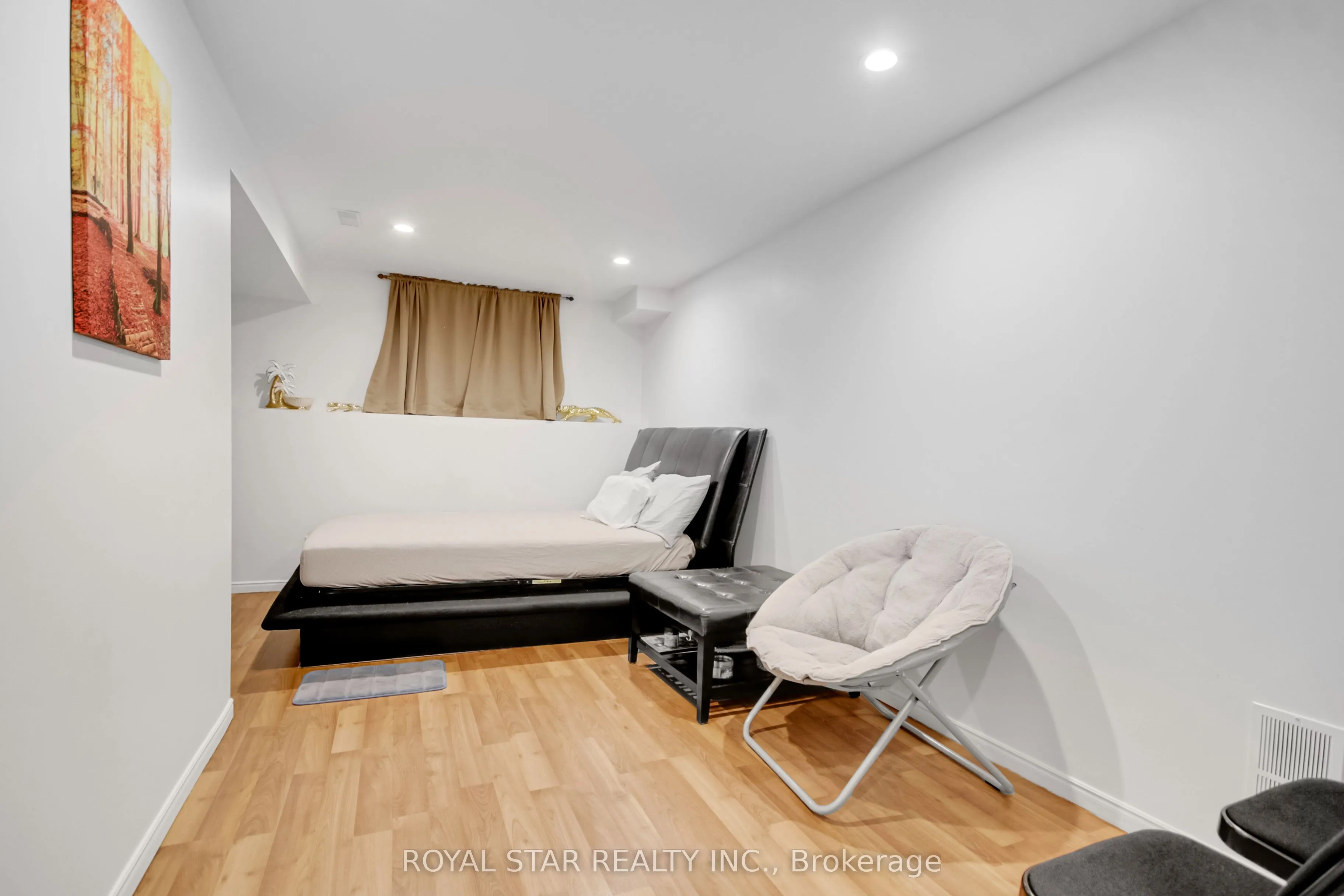 160 Deerfox Drive