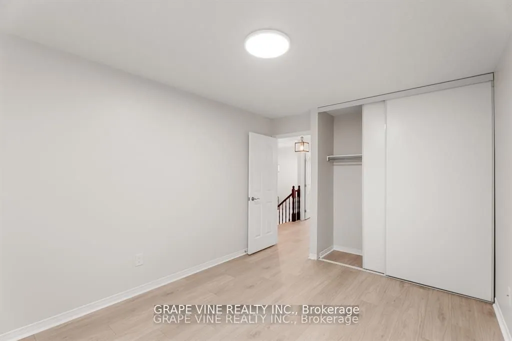 564 Aberfoyle Circle