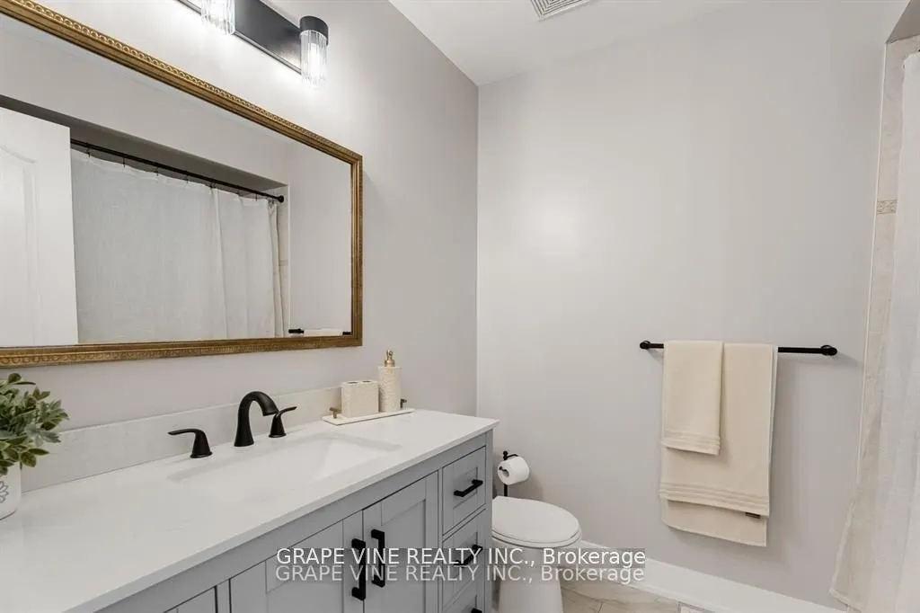 564 Aberfoyle Circle