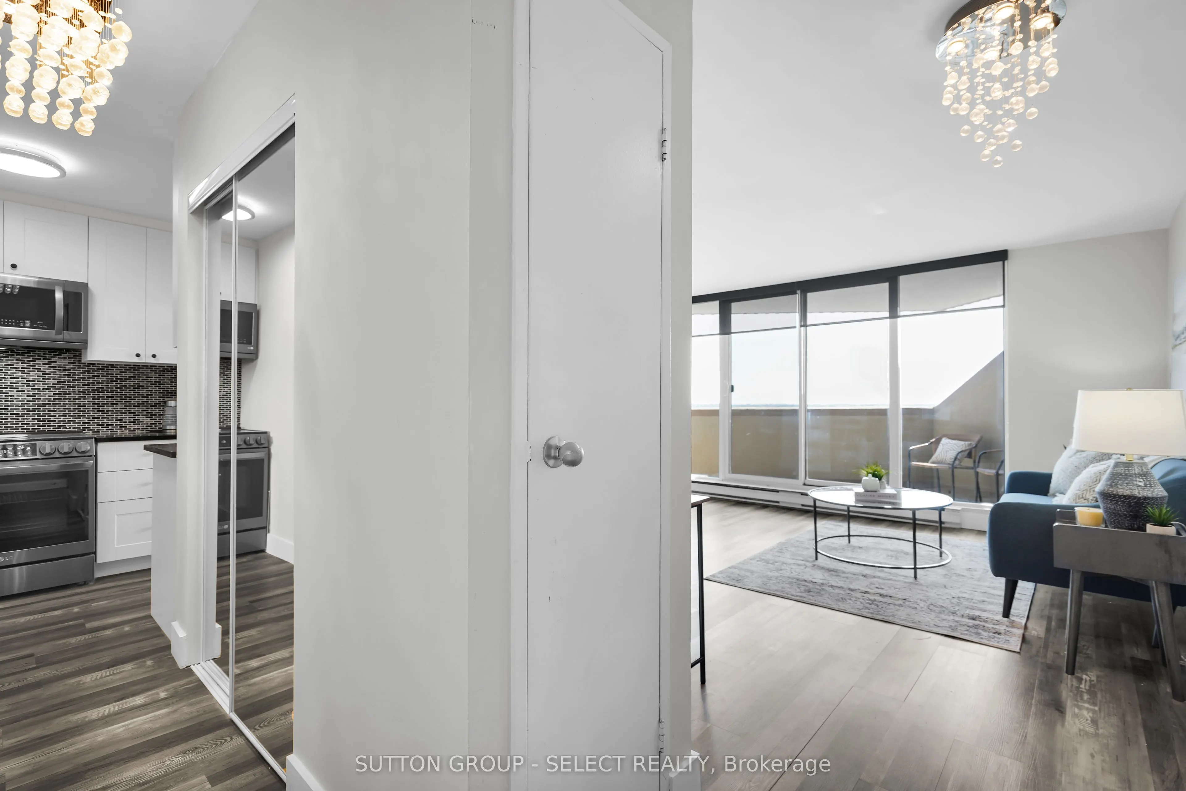 1105 Jalna Boulevard, #1204