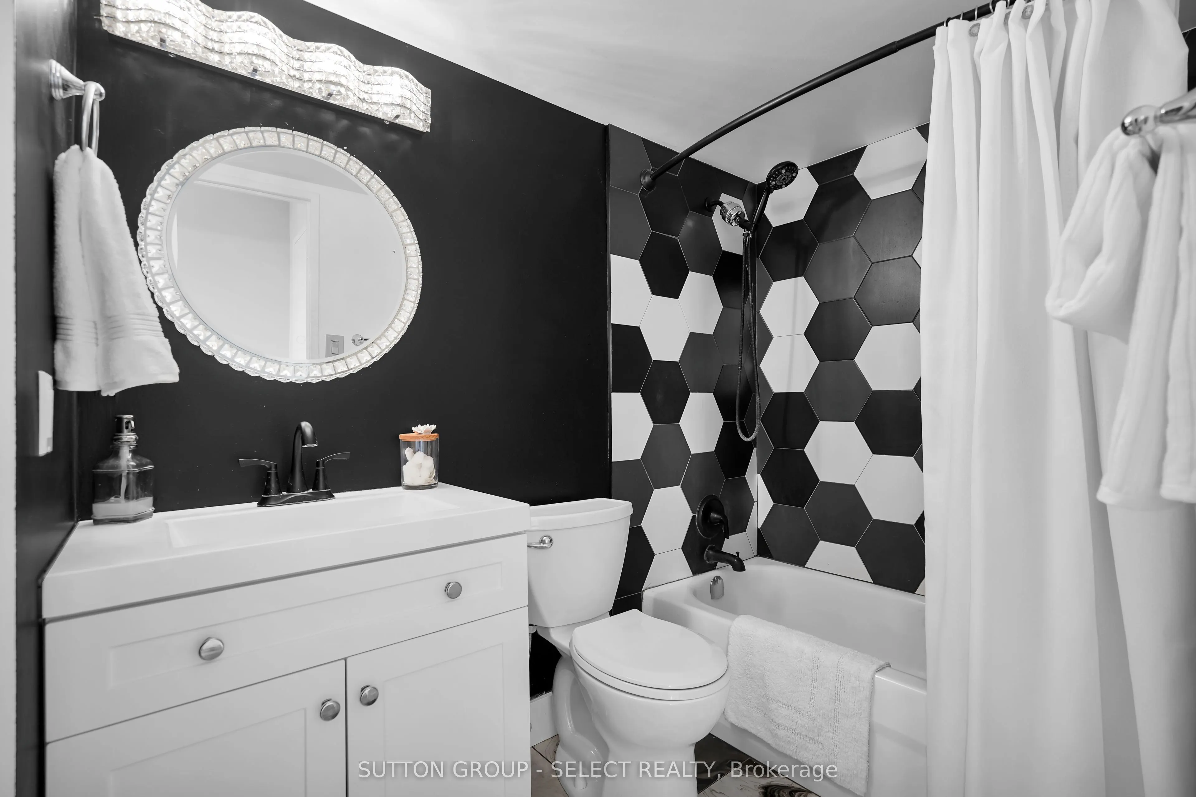 1105 Jalna Boulevard, #1204