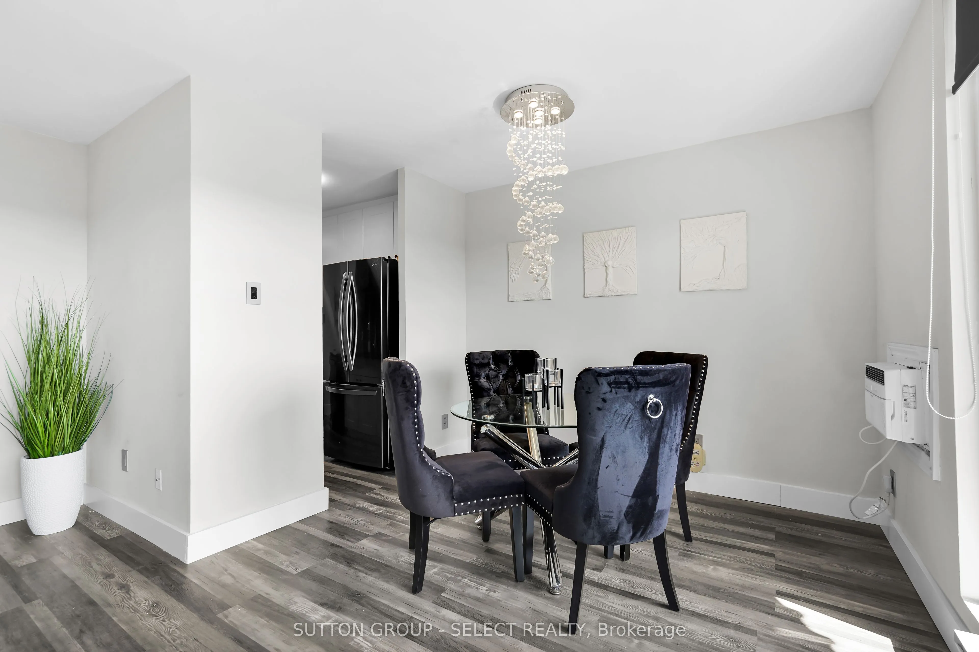 1105 Jalna Boulevard, #1204
