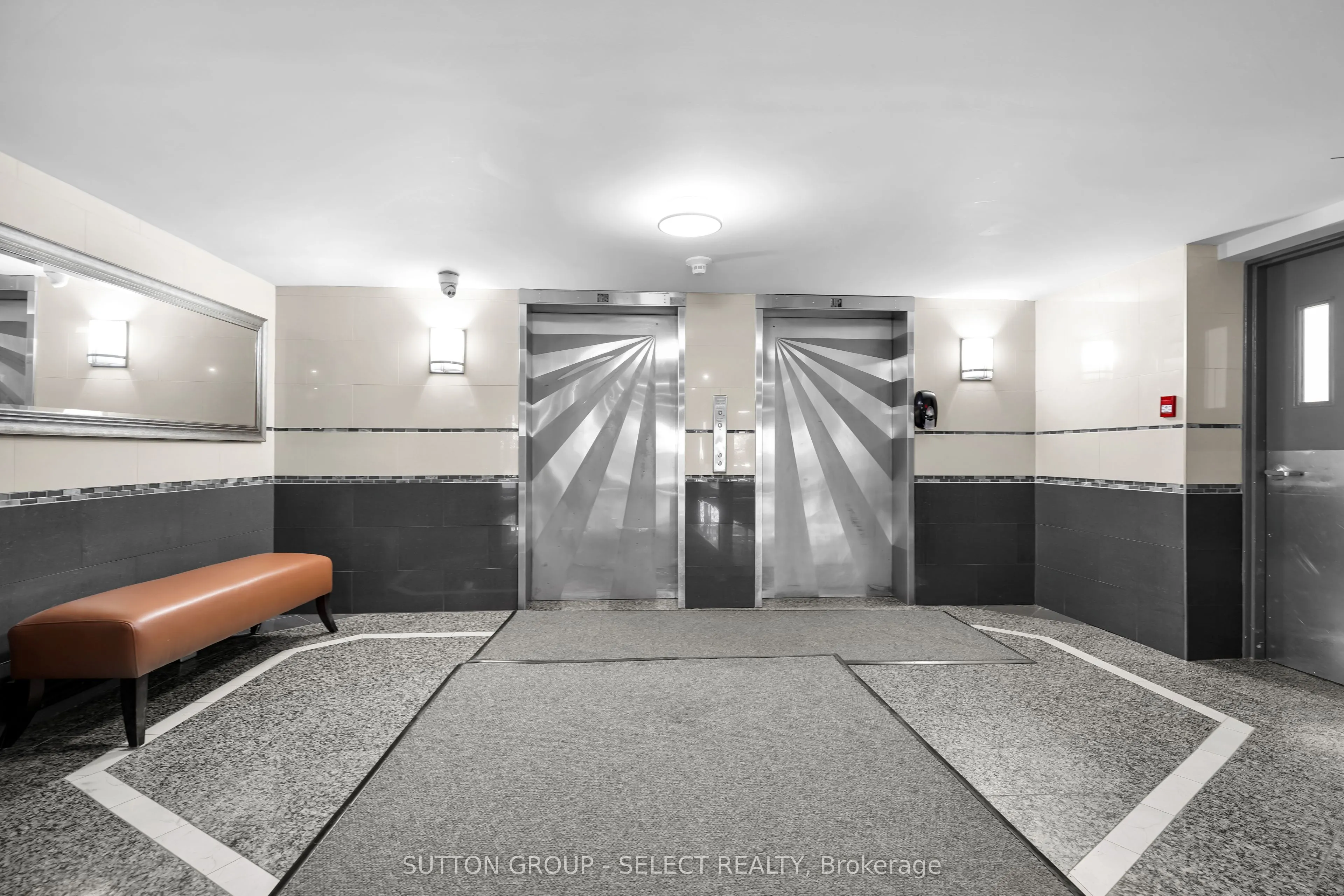 1105 Jalna Boulevard, #1204