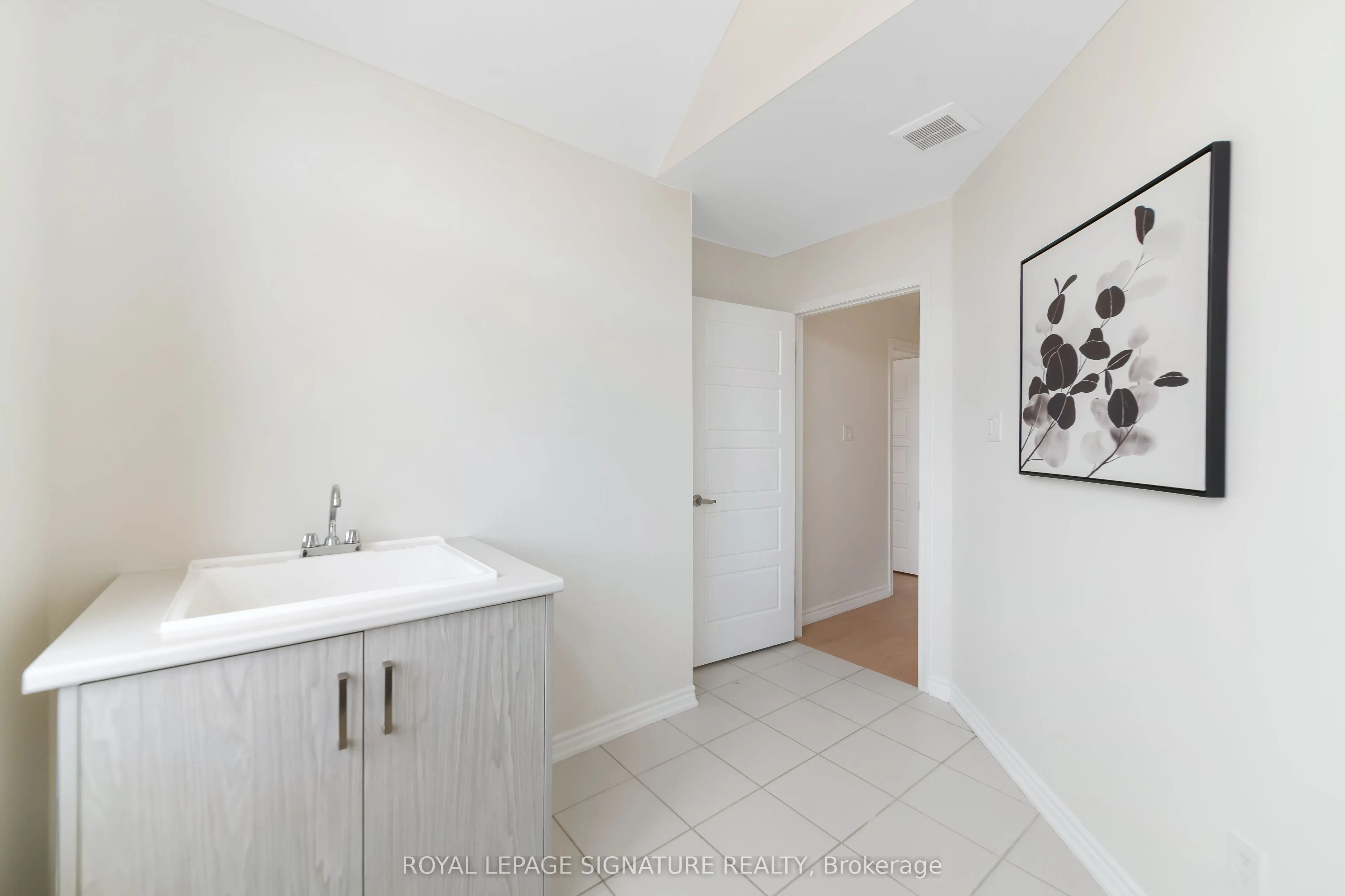 45 Forestwalk Street