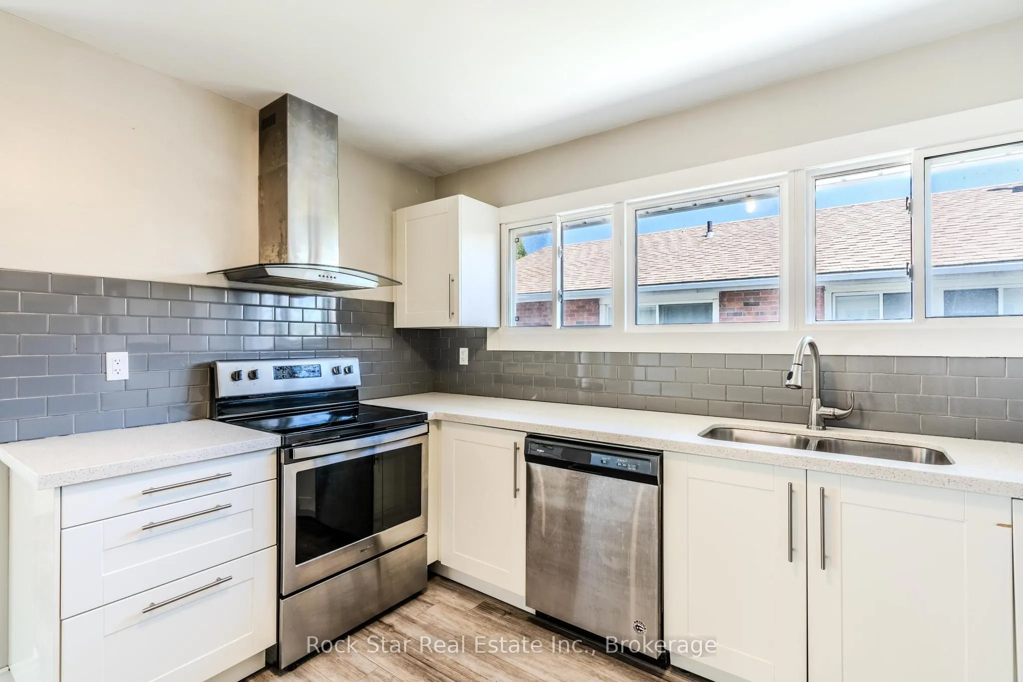 543 East 27th Street, #Main Fl